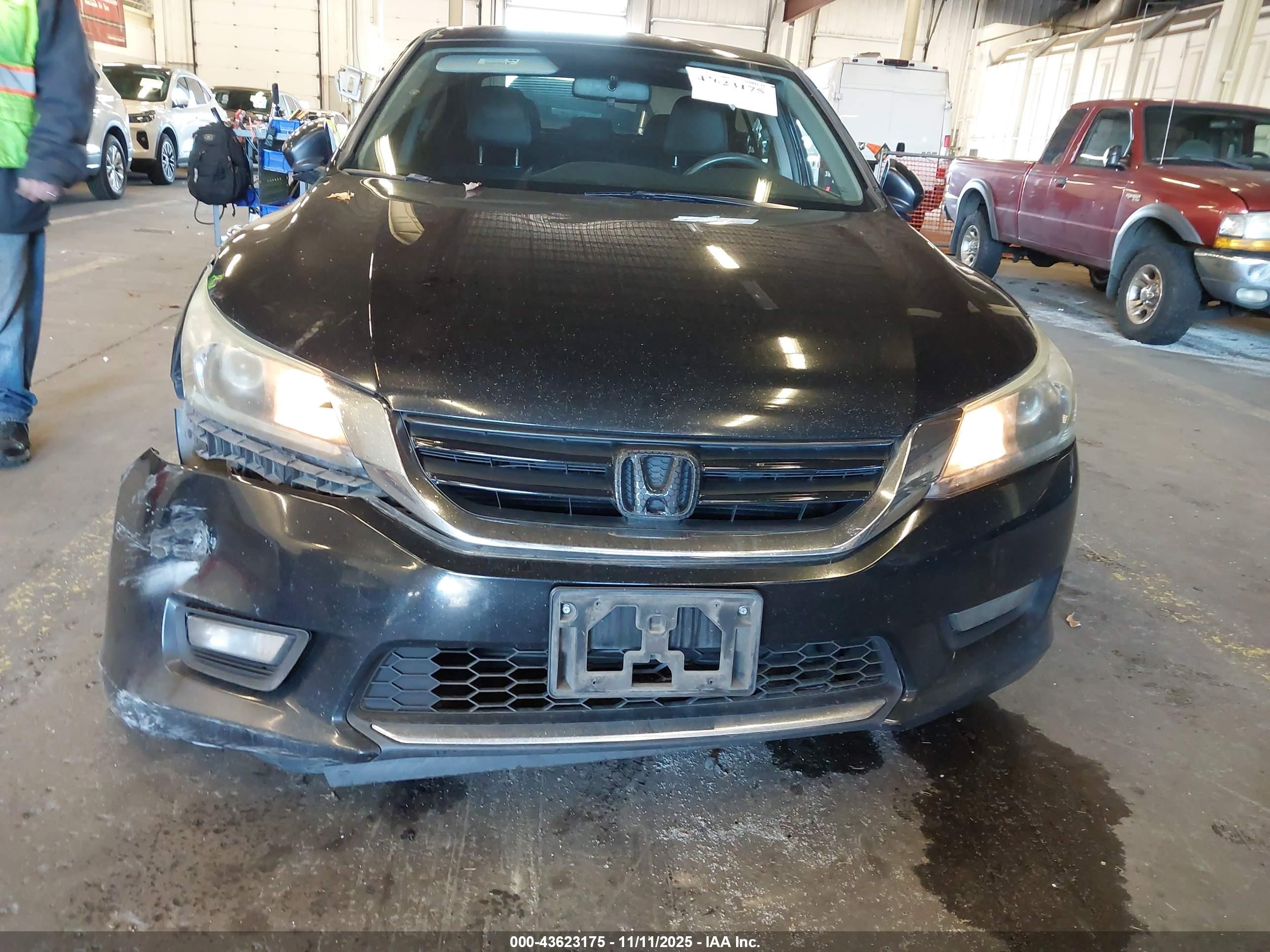 HONDA ACCORD image 6