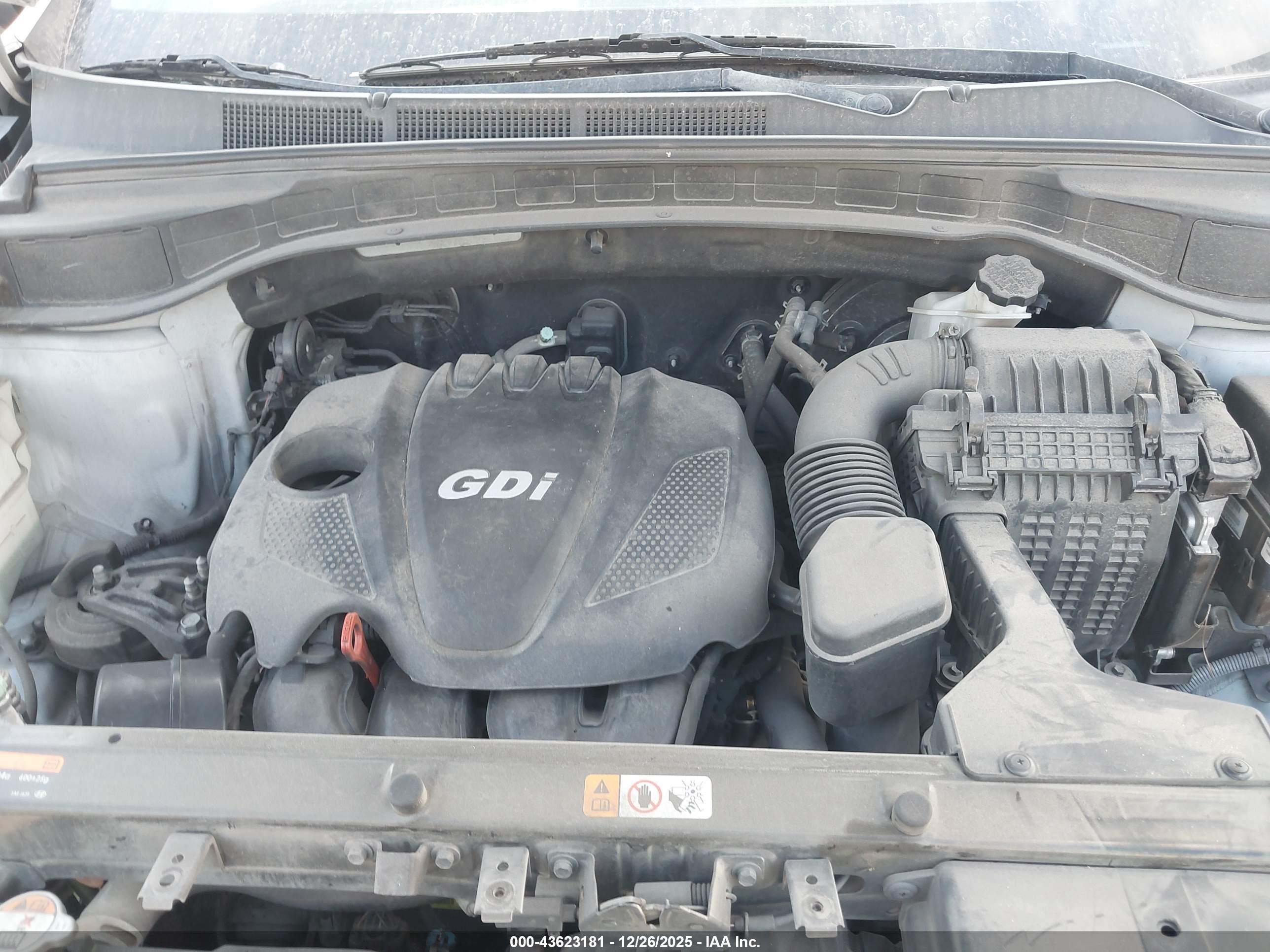 HYUNDAI SANTA image 10