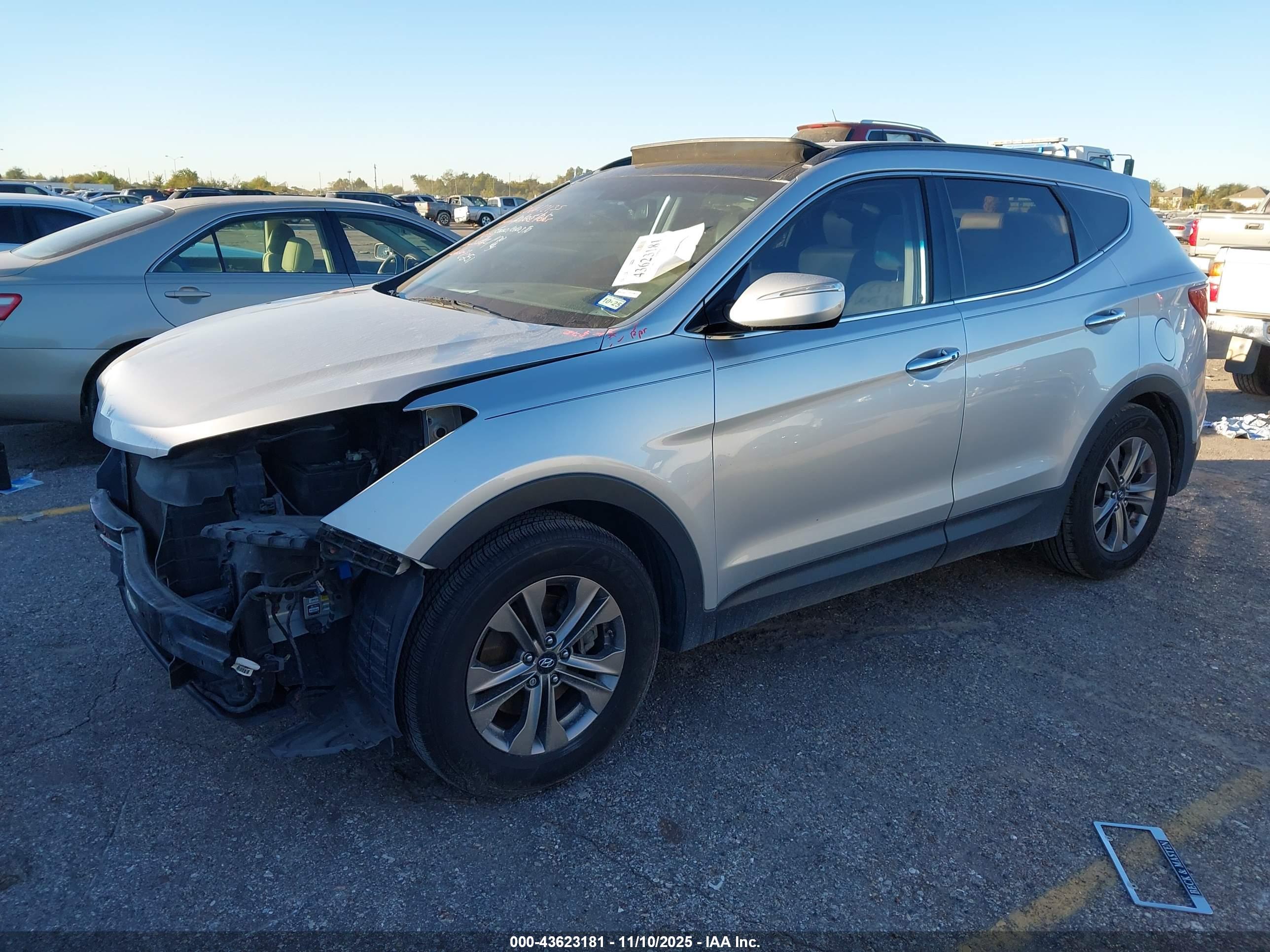 HYUNDAI SANTA image 2