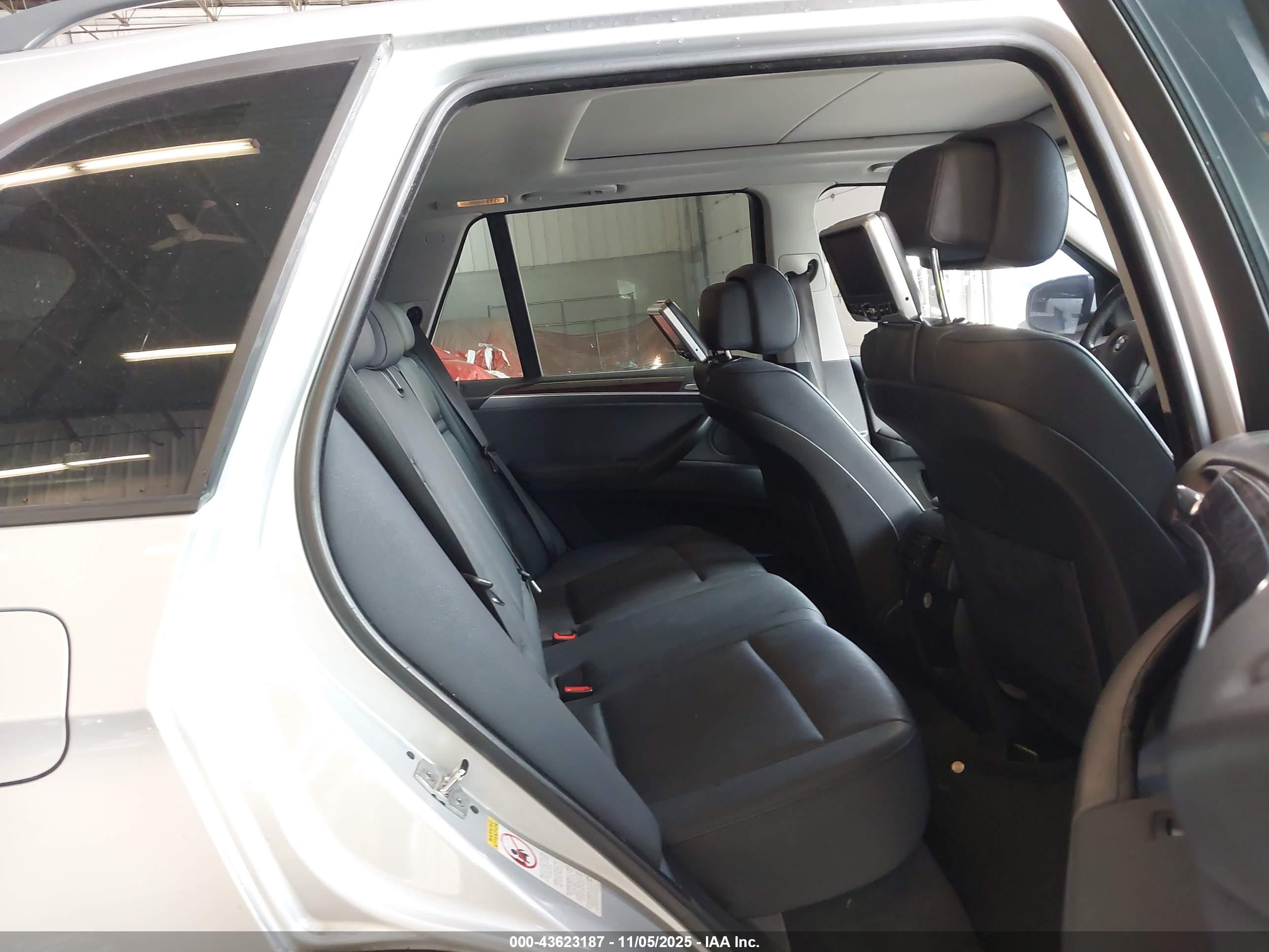 BMW X5 image 8