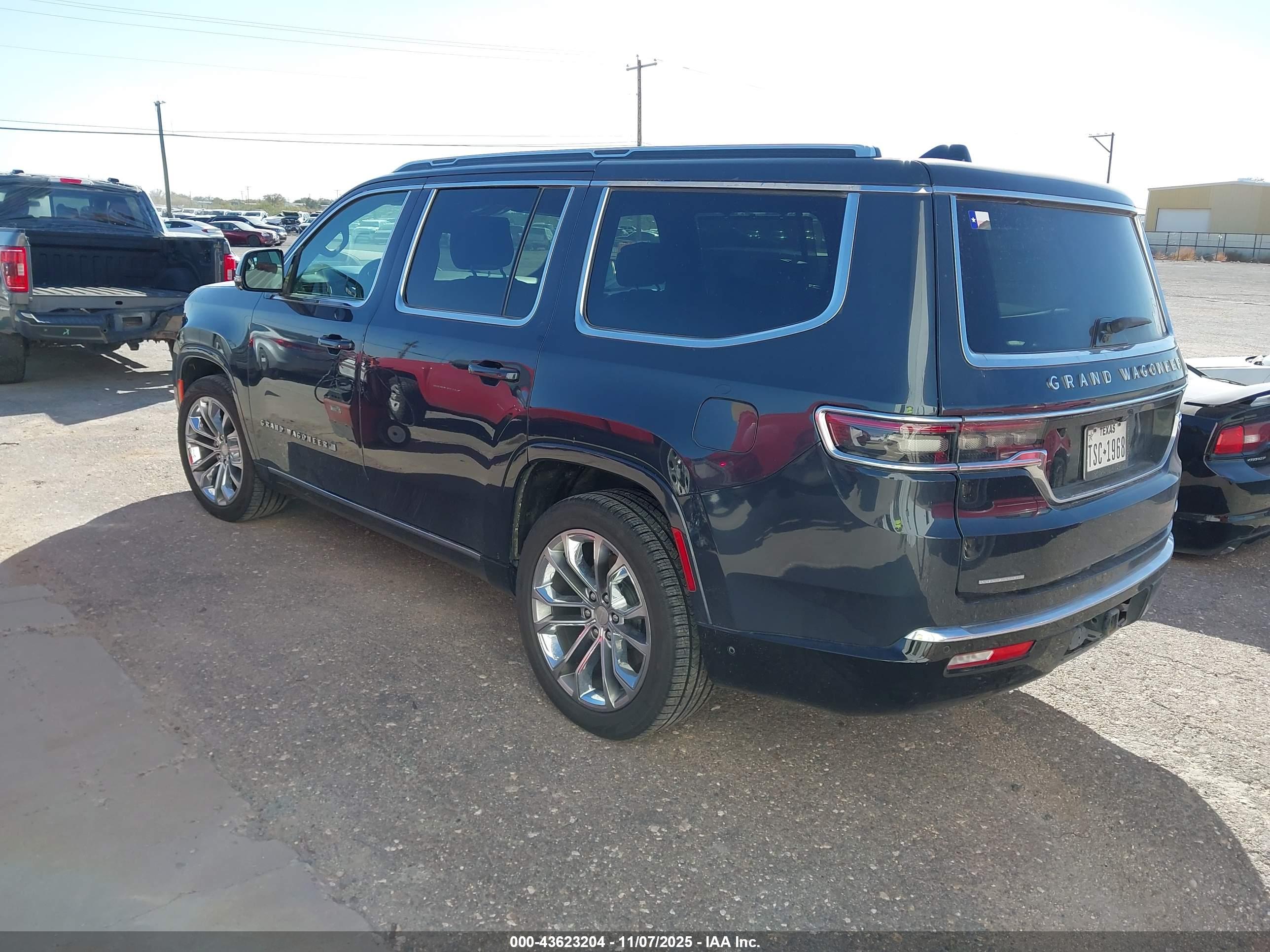 JEEP GRAND image 3