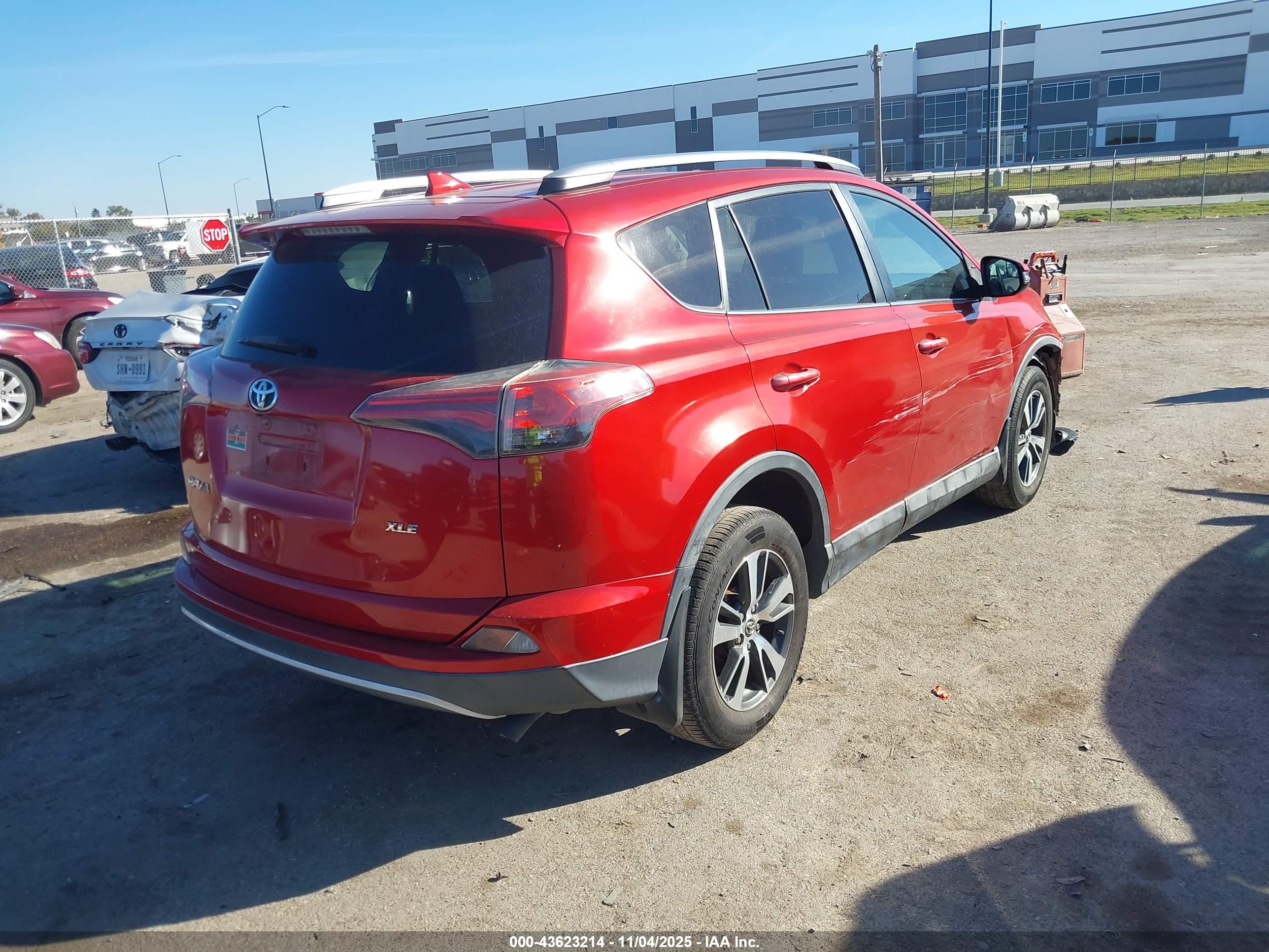 TOYOTA RAV4 image 4