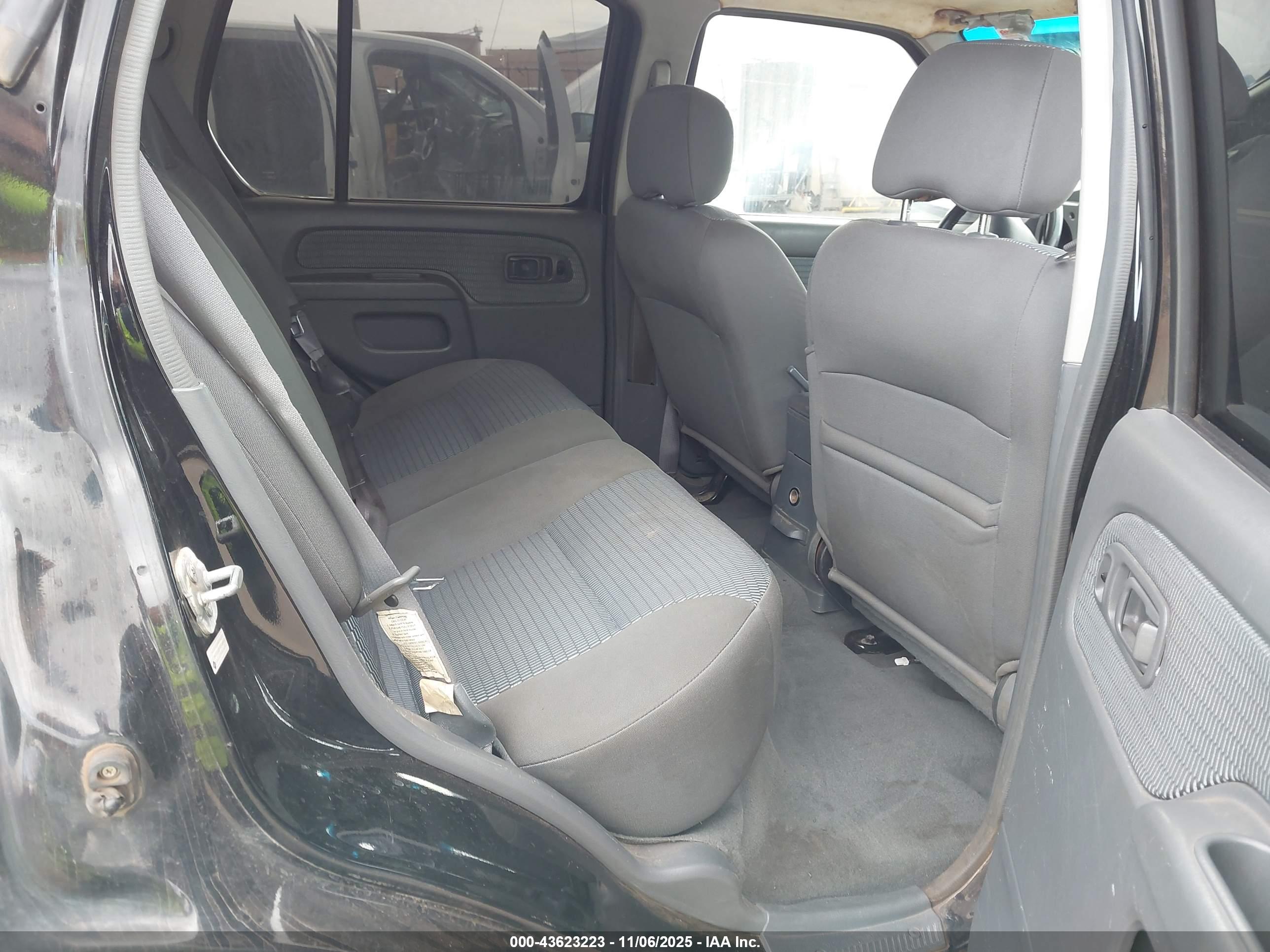 NISSAN XTERRA image 8