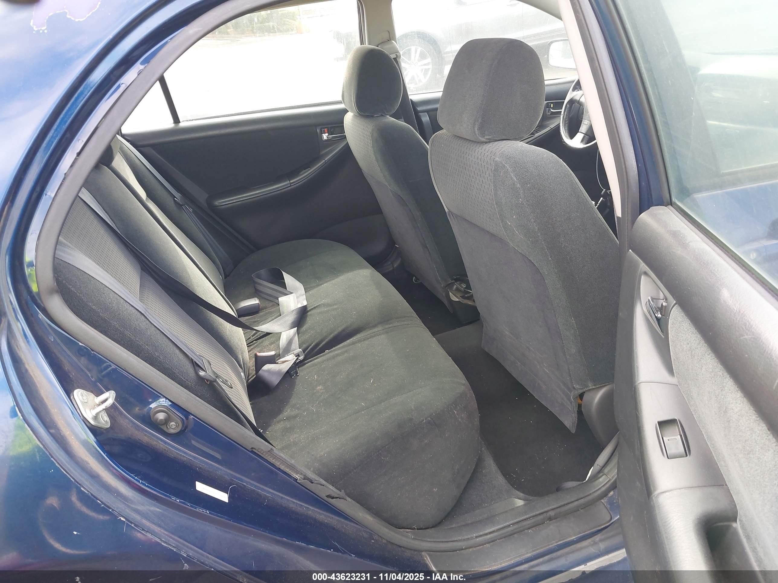 TOYOTA COROLLA image 8