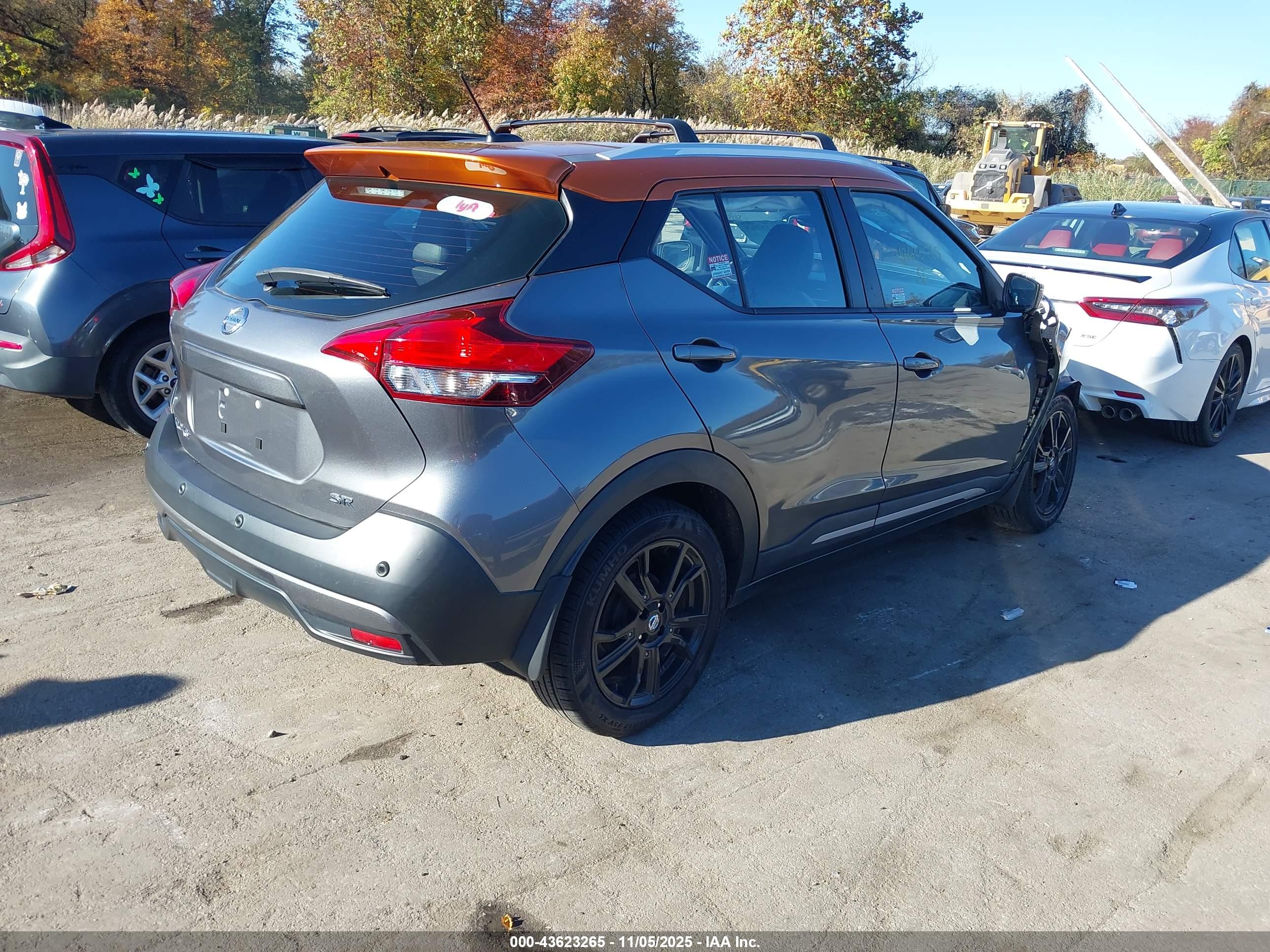 NISSAN KICKS image 4