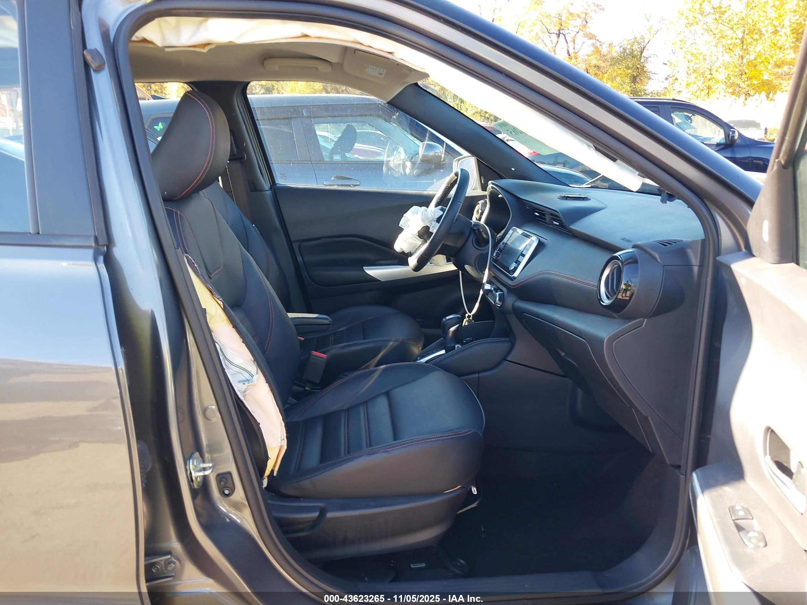 NISSAN KICKS image 5