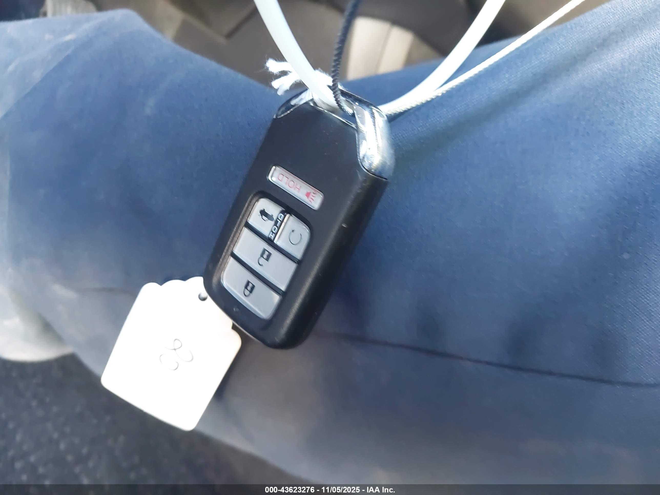HONDA CIVIC image 11