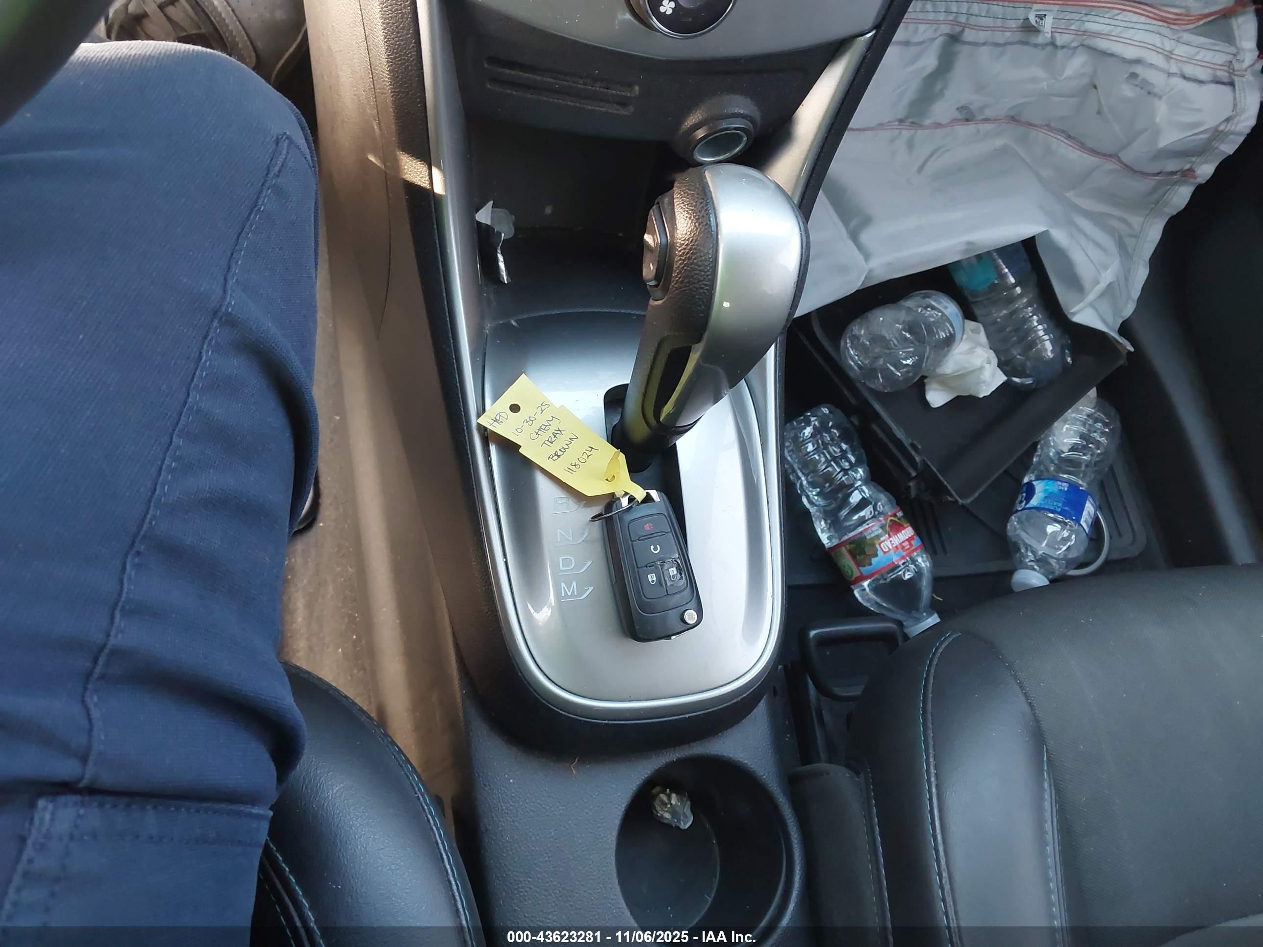 CHEVROLET TRAX image 11