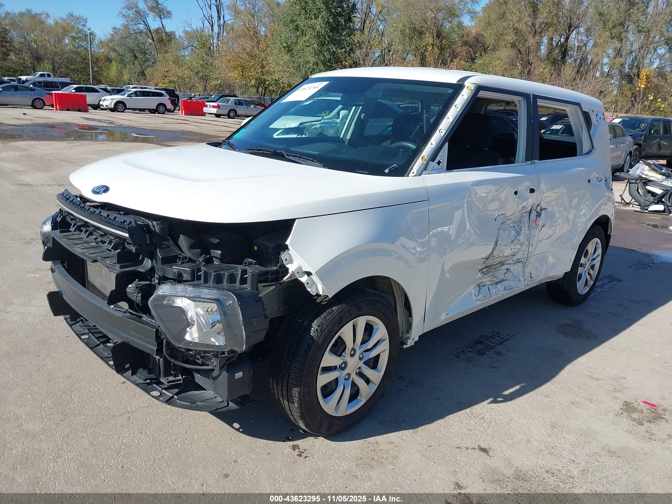 KIA SOUL image 2