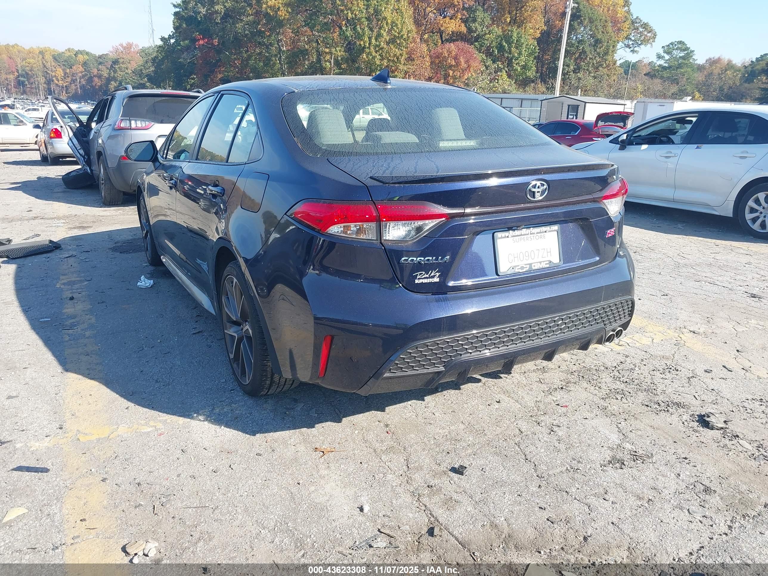 TOYOTA COROLLA image 3