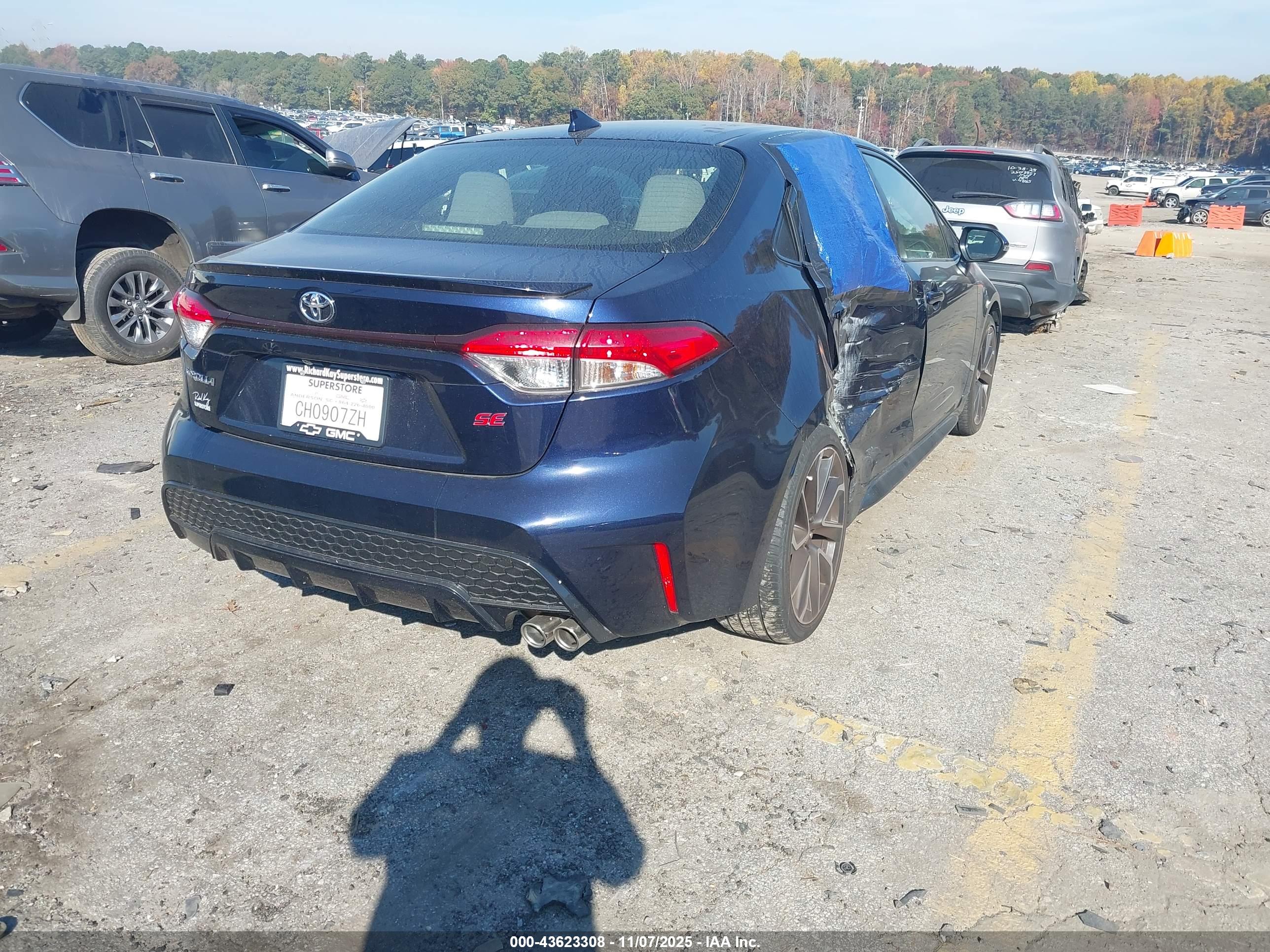 TOYOTA COROLLA image 4