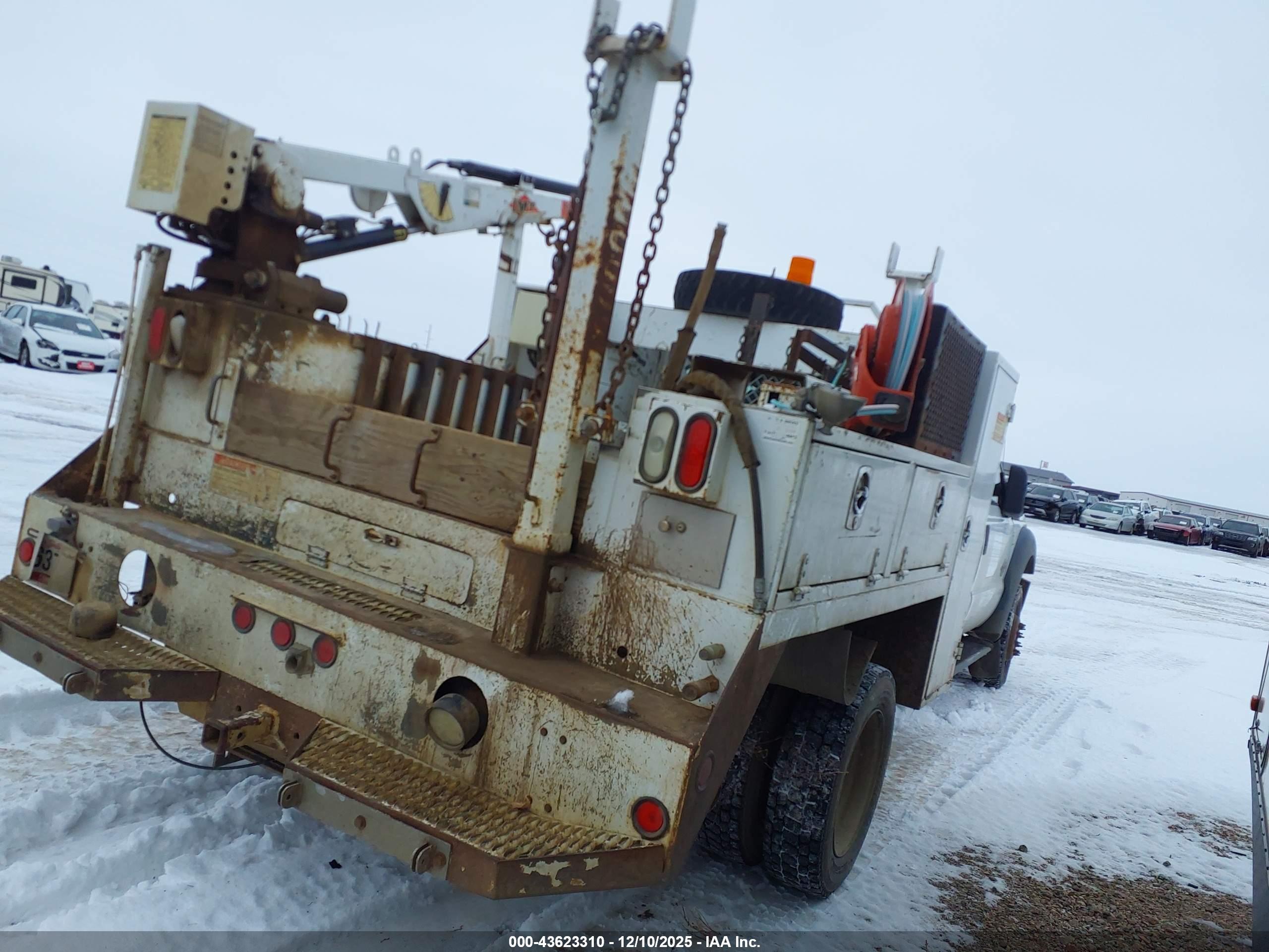 FORD F-550 image 4