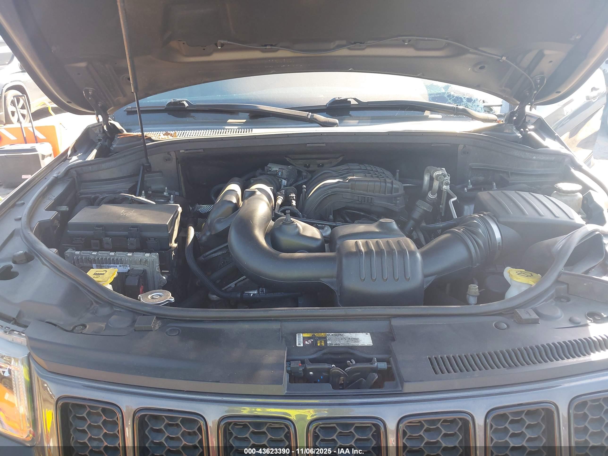 JEEP GRAND image 10