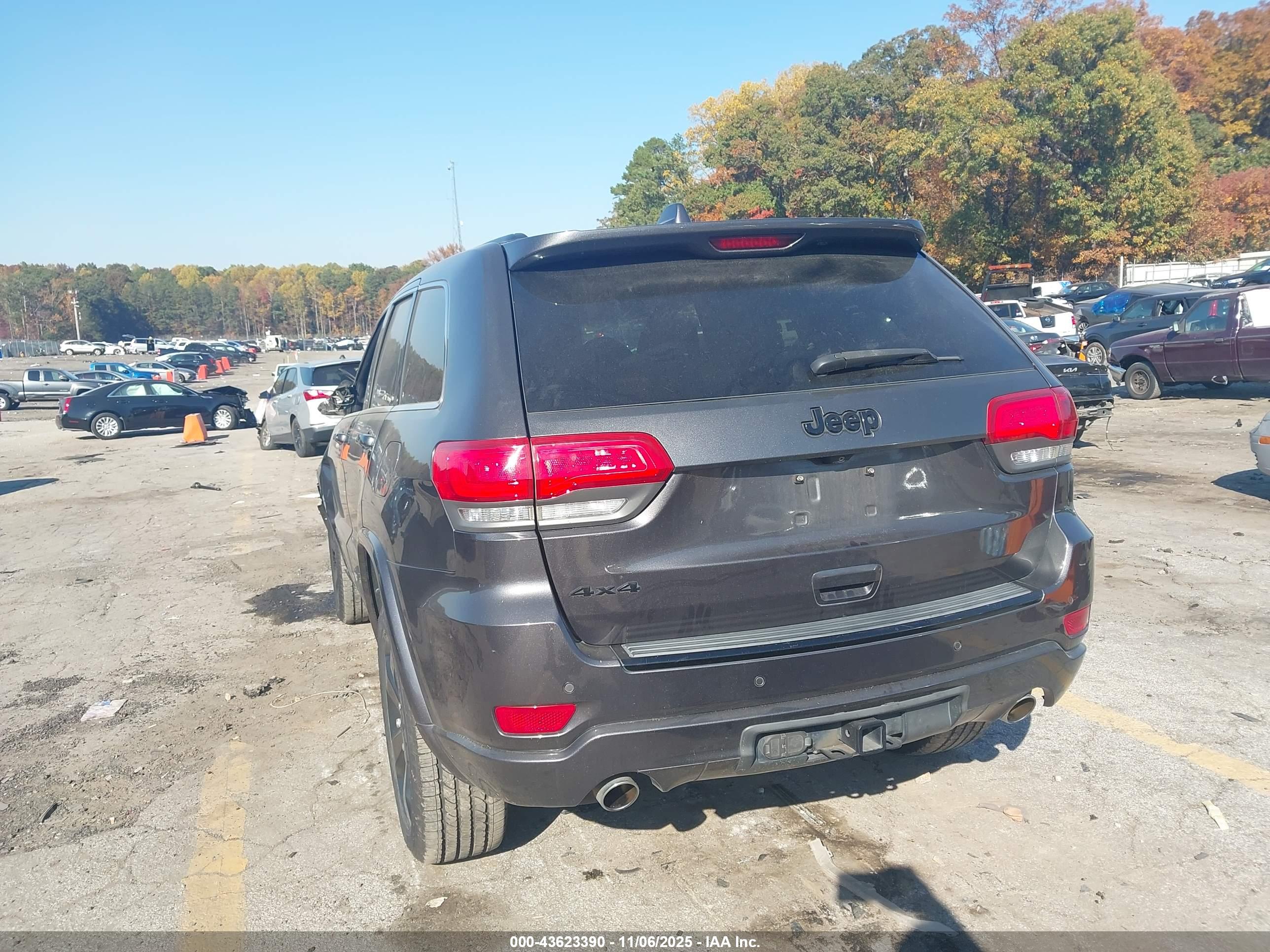 JEEP GRAND image 3