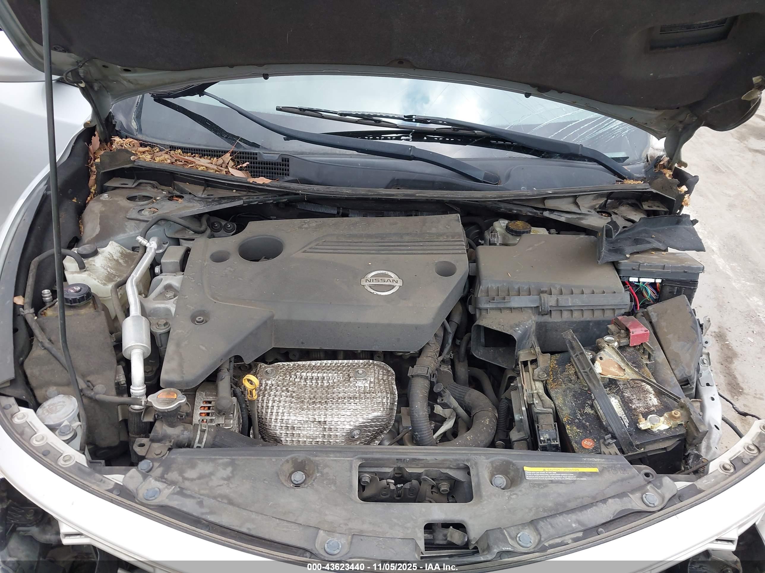 NISSAN ALTIMA image 10