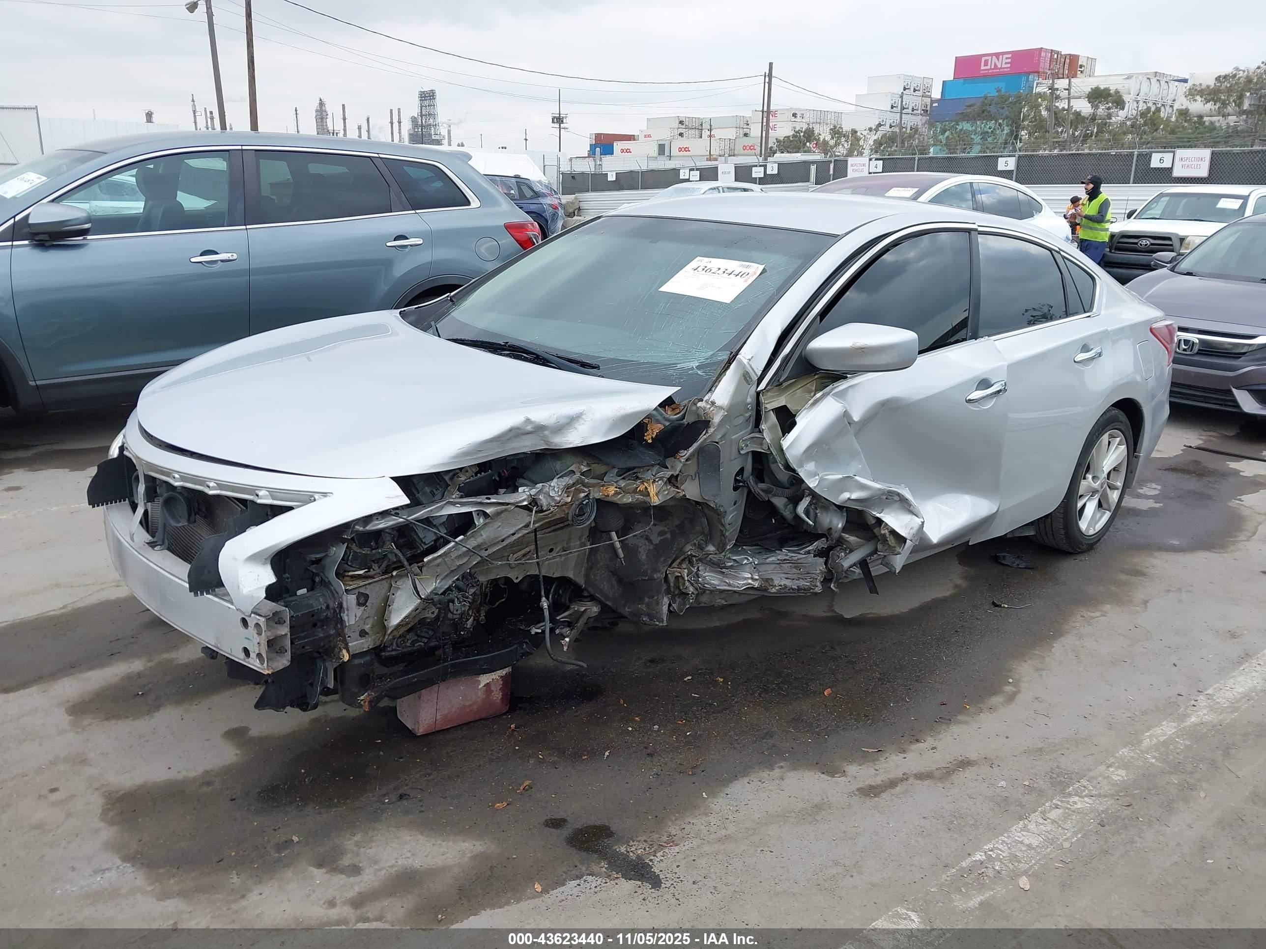 NISSAN ALTIMA image 2