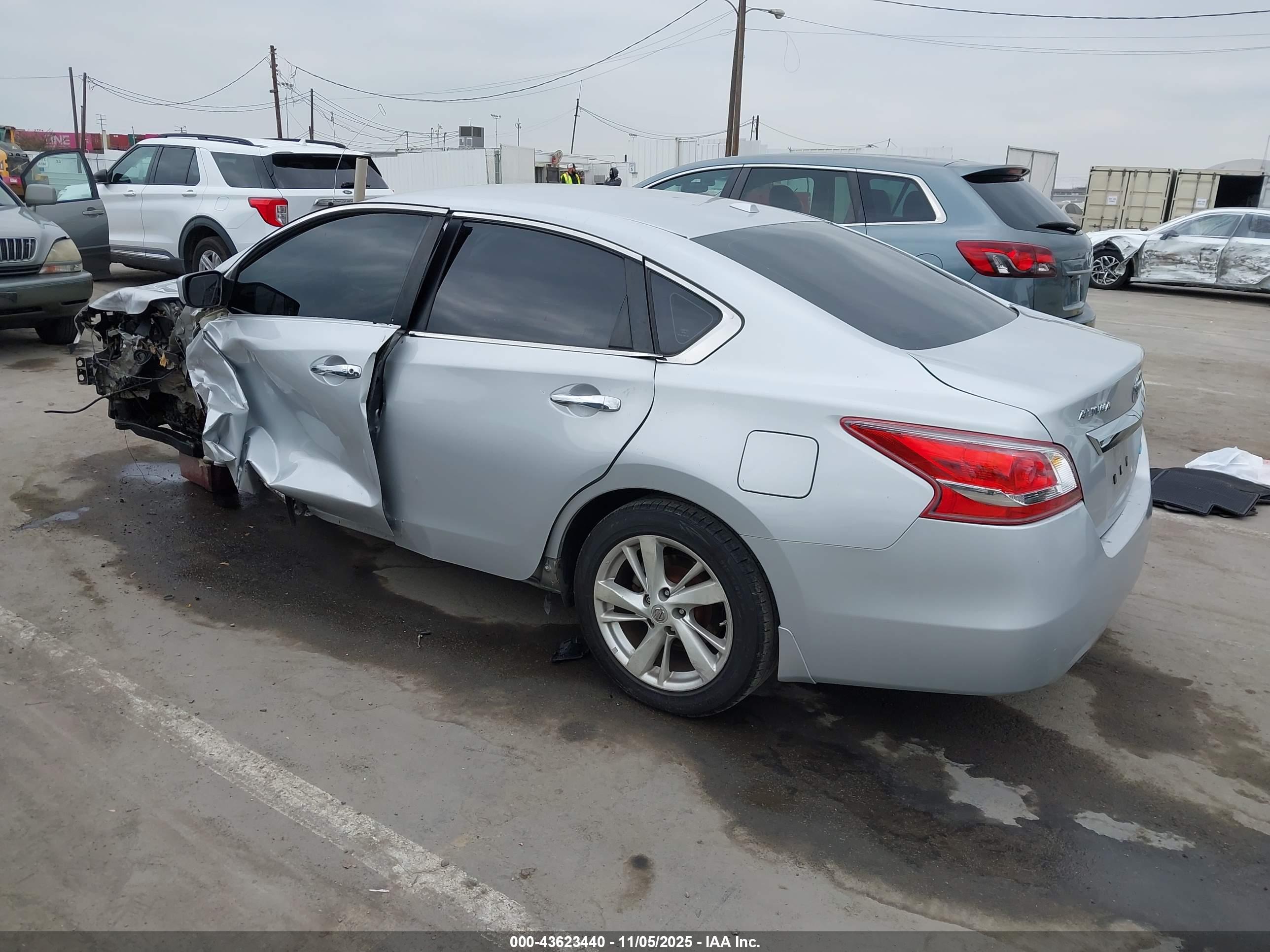 NISSAN ALTIMA image 3
