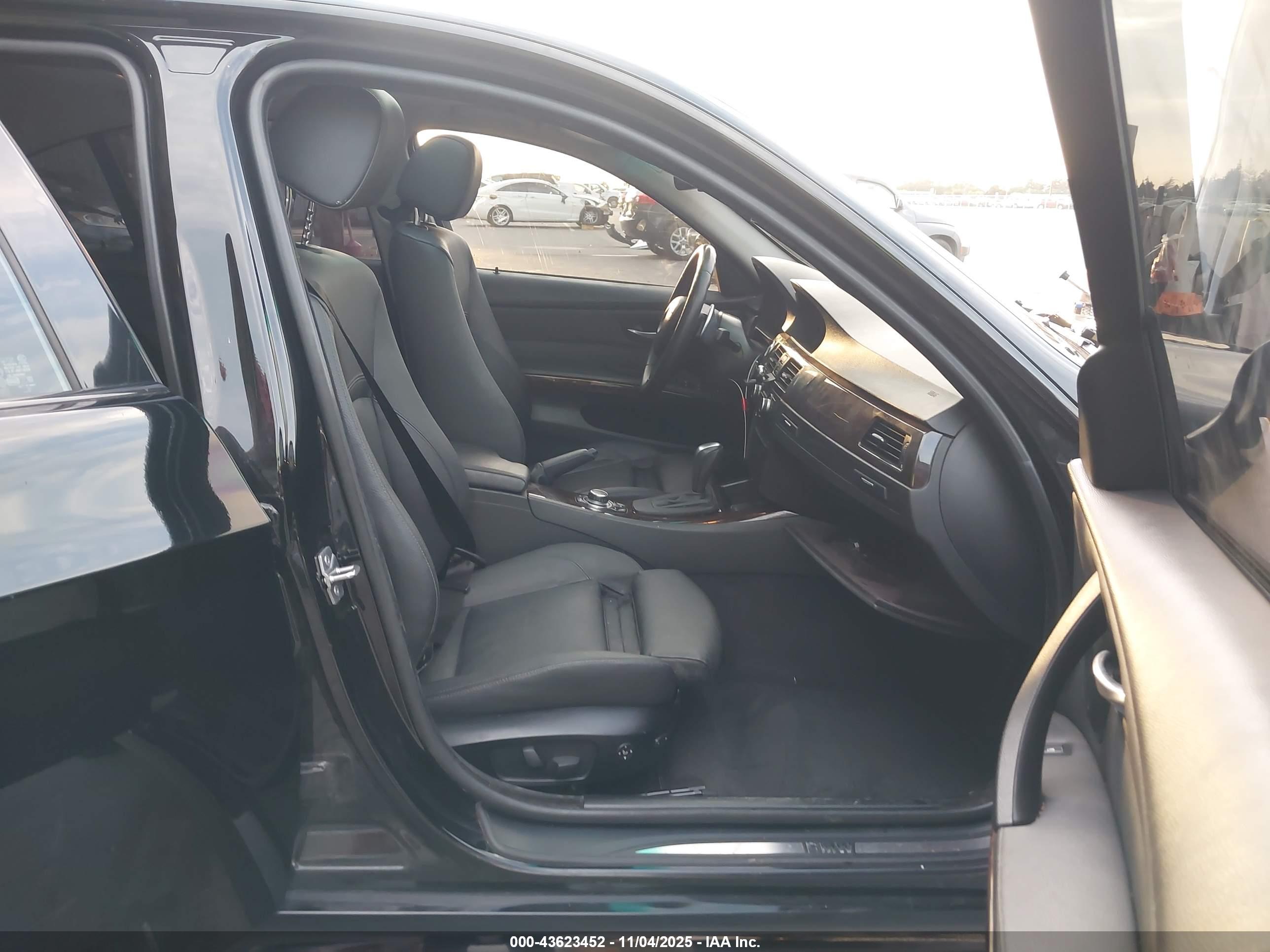 BMW 328I image 5