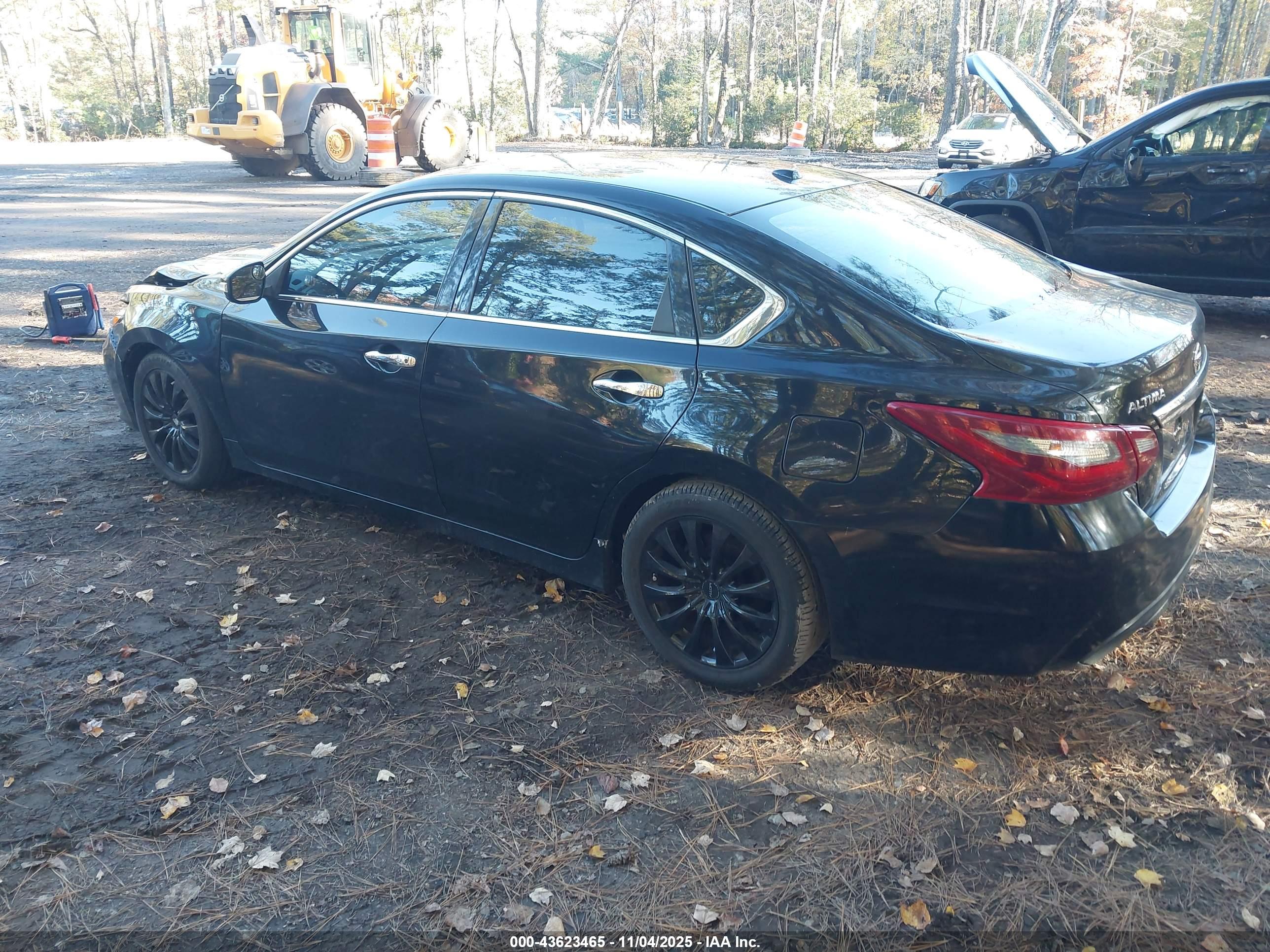 NISSAN ALTIMA image 3