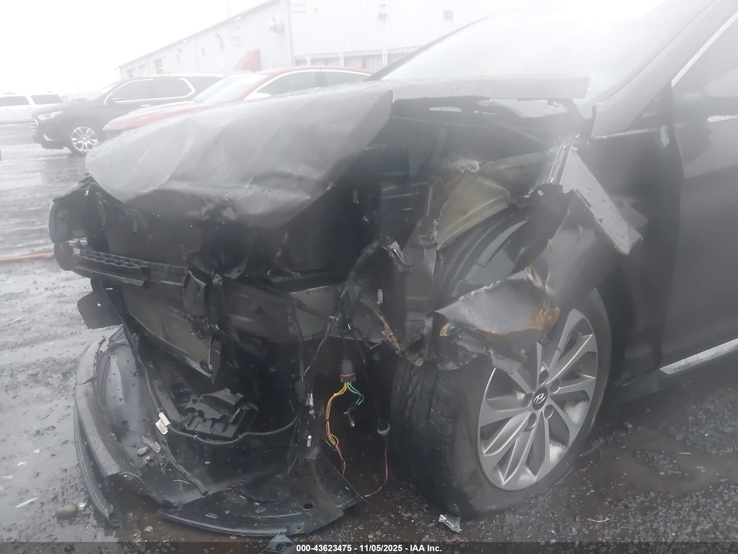 HYUNDAI SONATA image 6