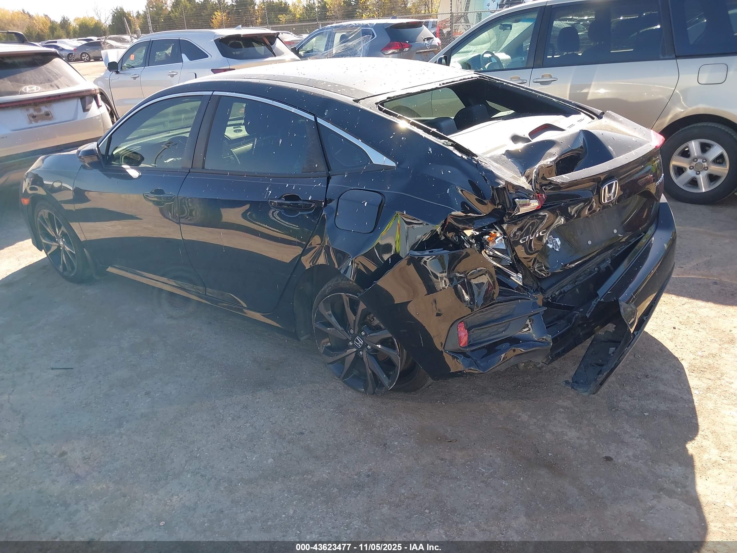 HONDA CIVIC image 3