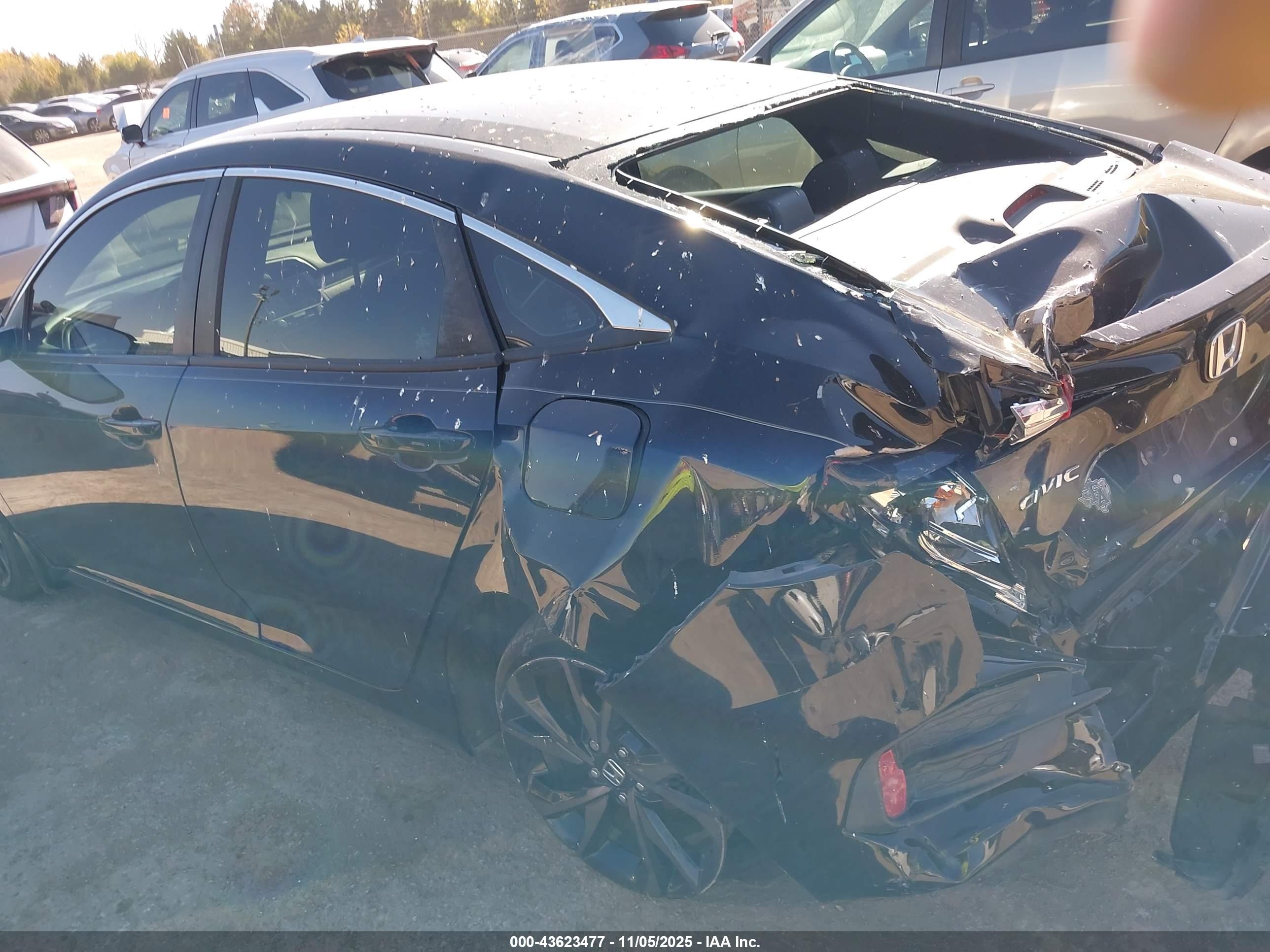 HONDA CIVIC image 6