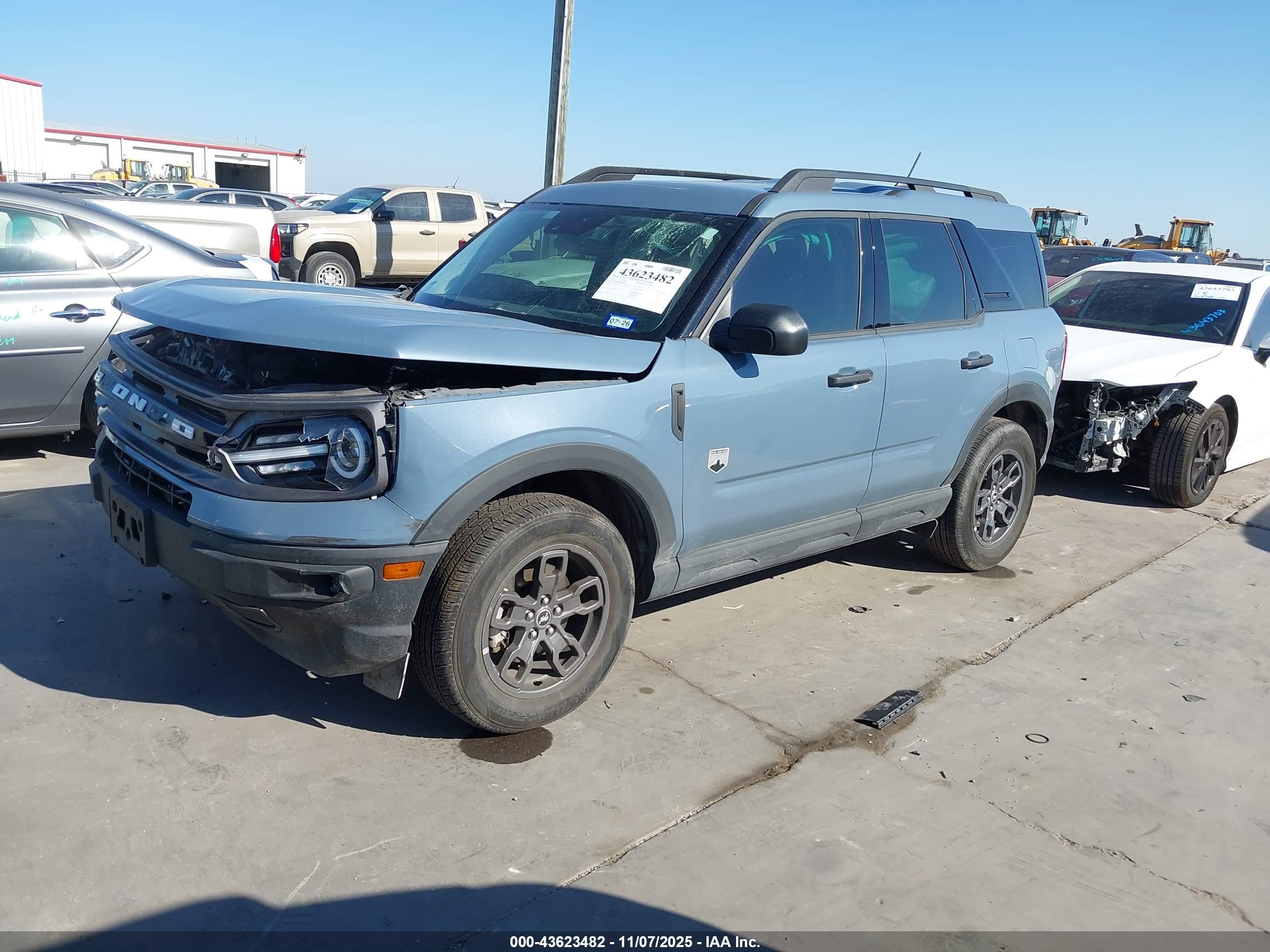 FORD BRONCO image 2