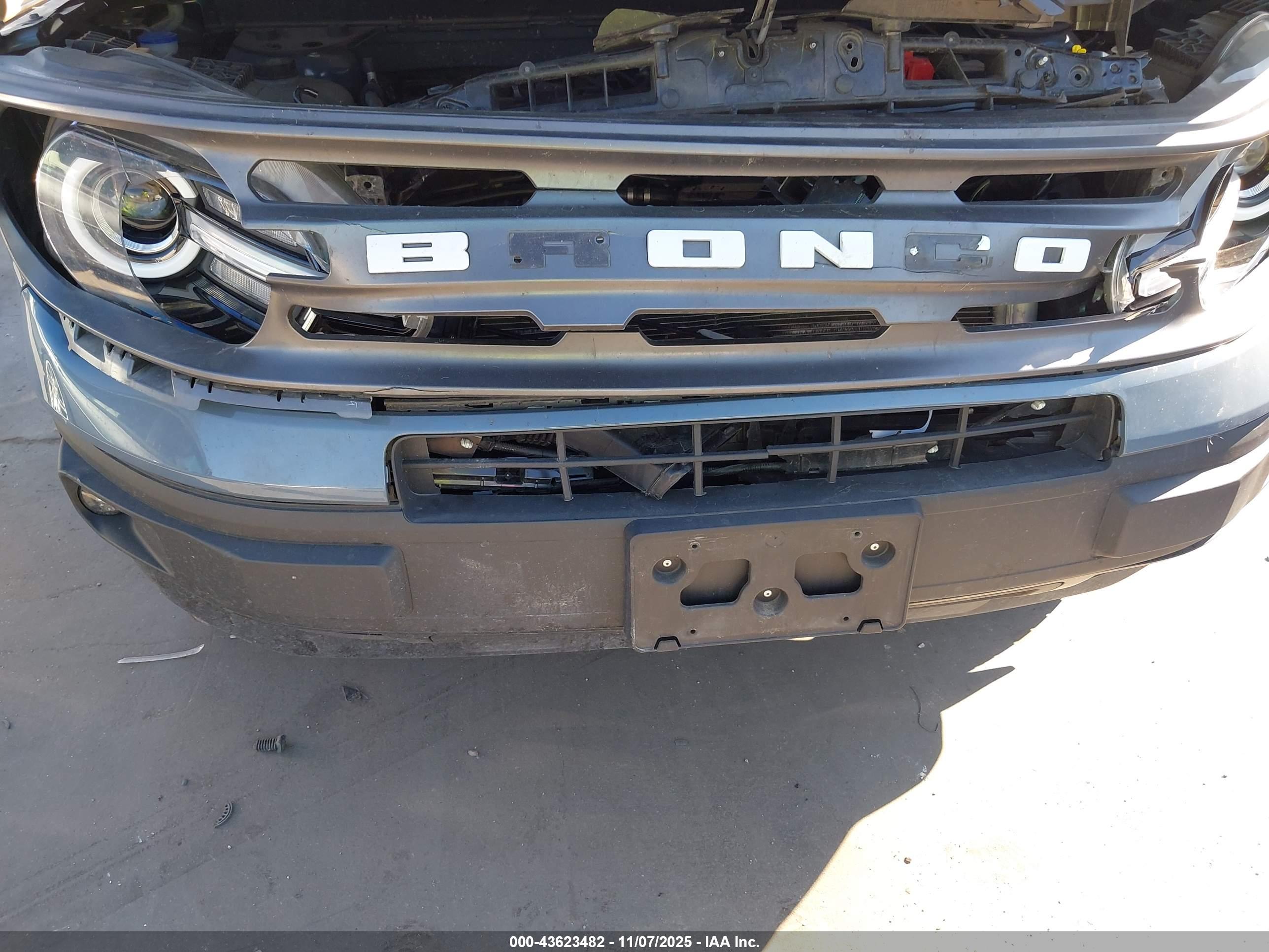 FORD BRONCO image 6