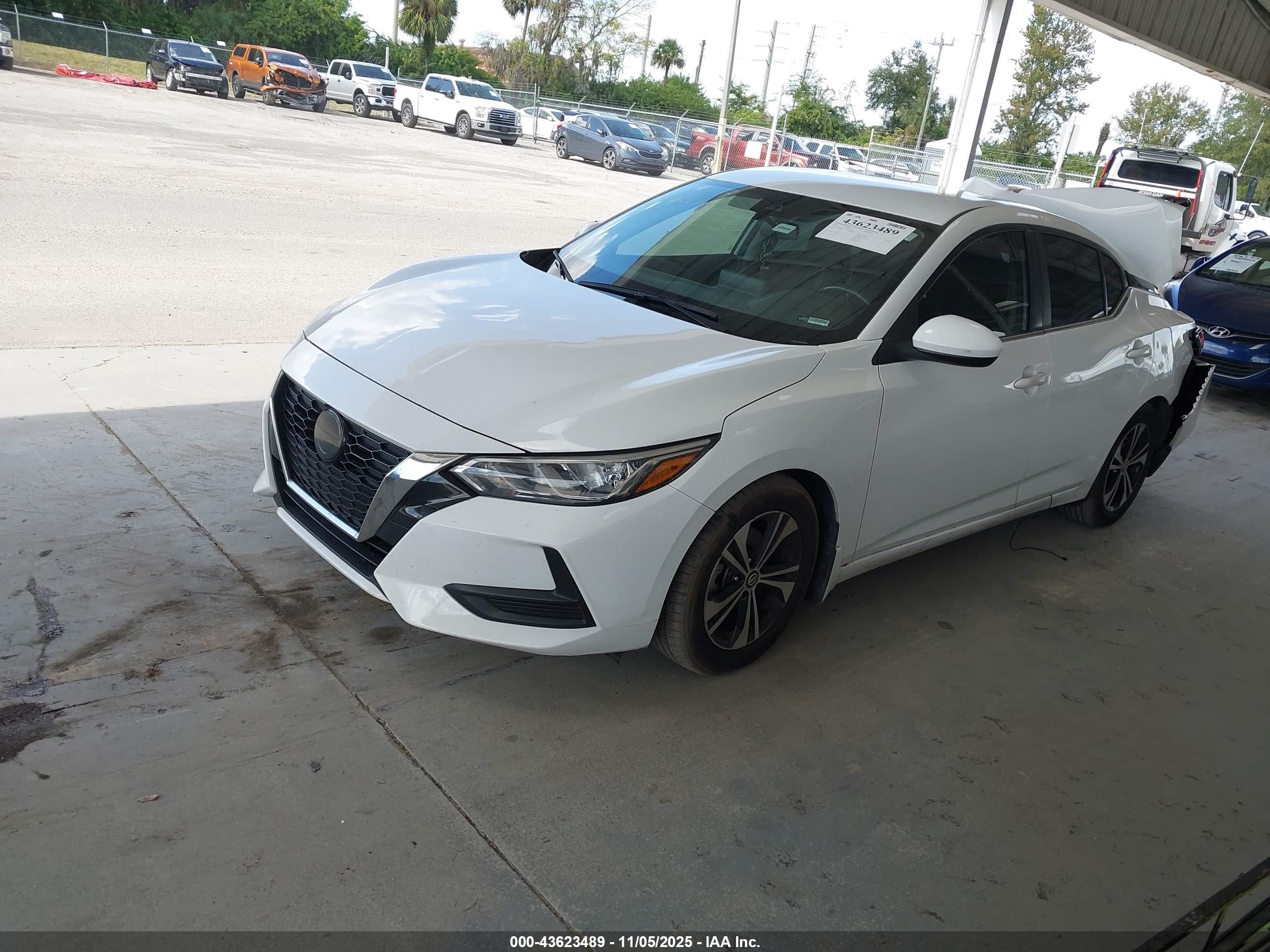 NISSAN SENTRA image 2