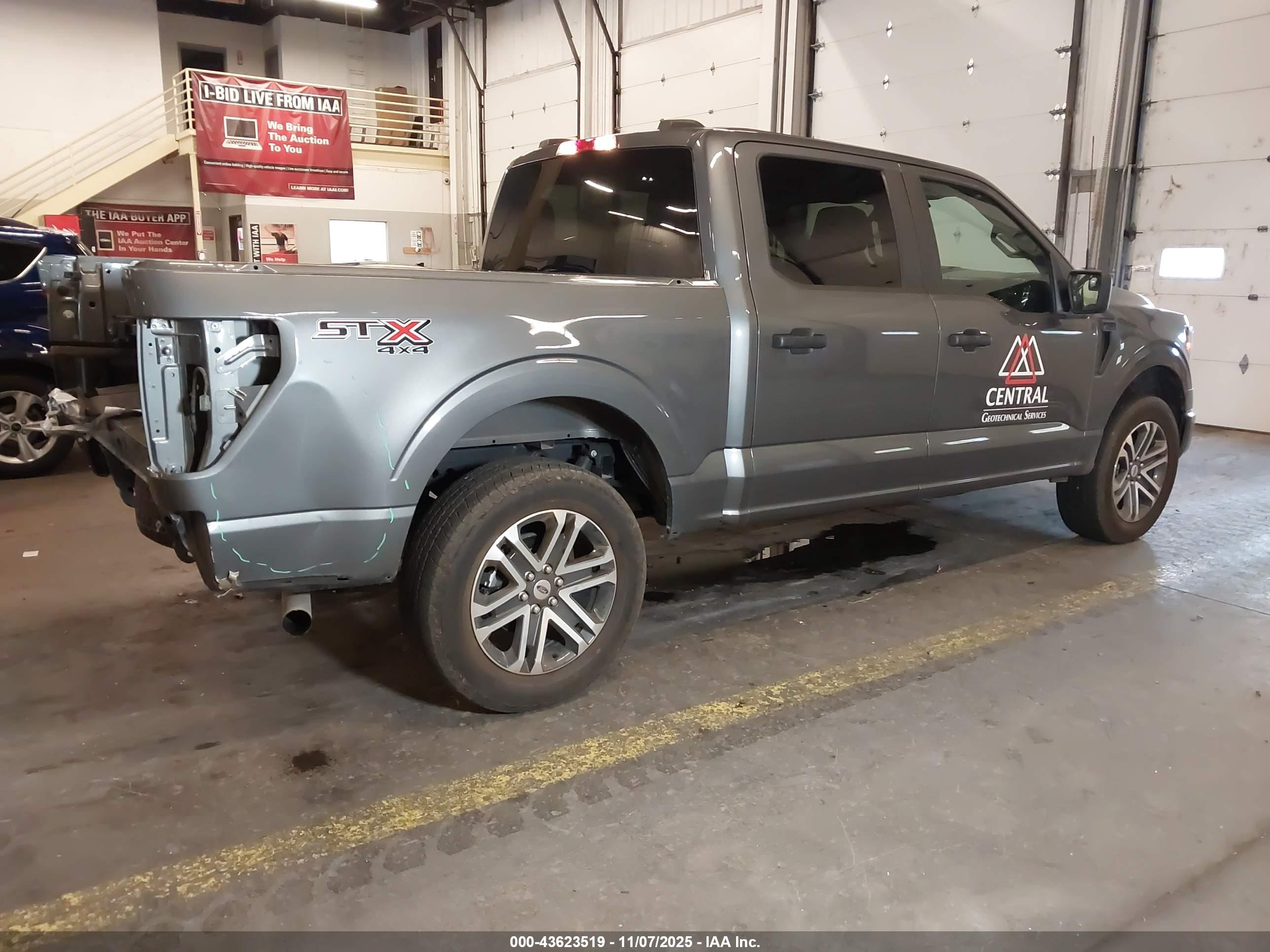FORD F-150 image 4