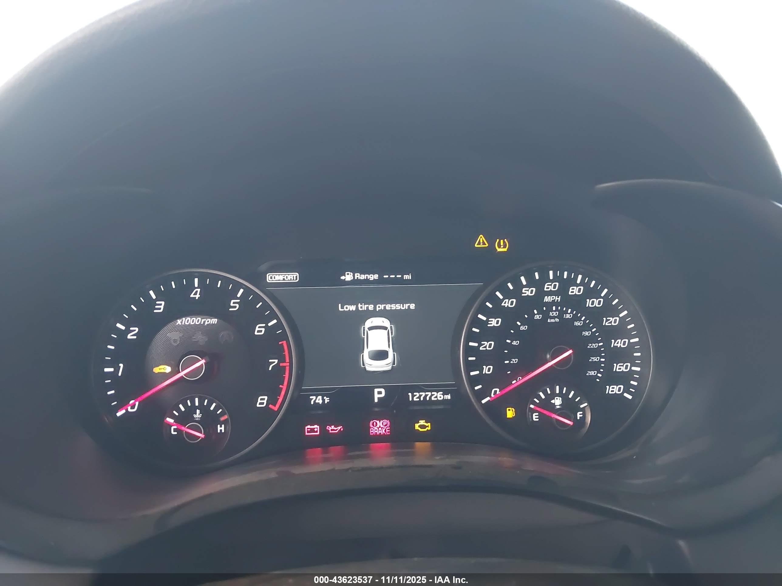 KIA STINGER image 7
