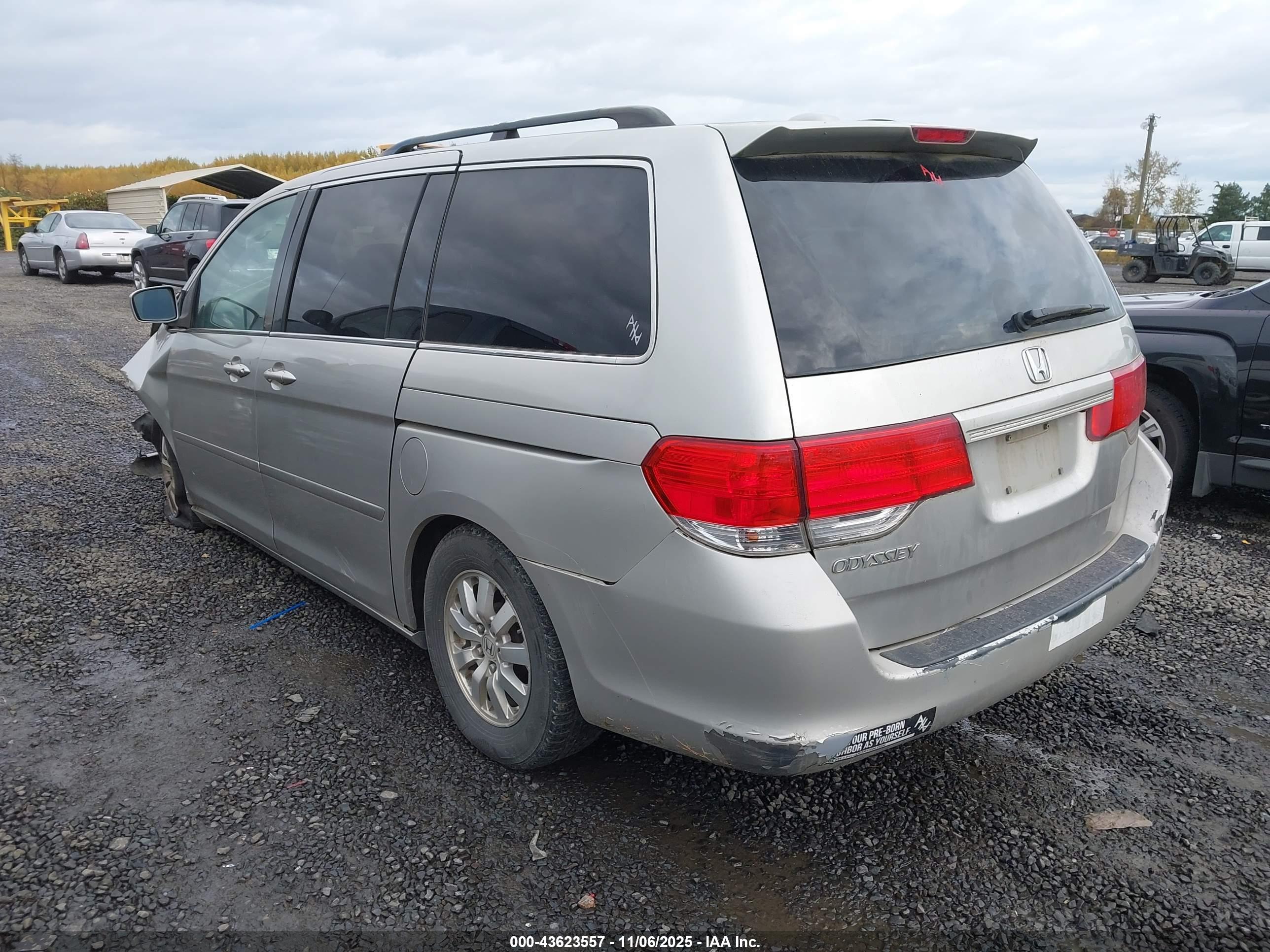 HONDA ODYSSEY image 3