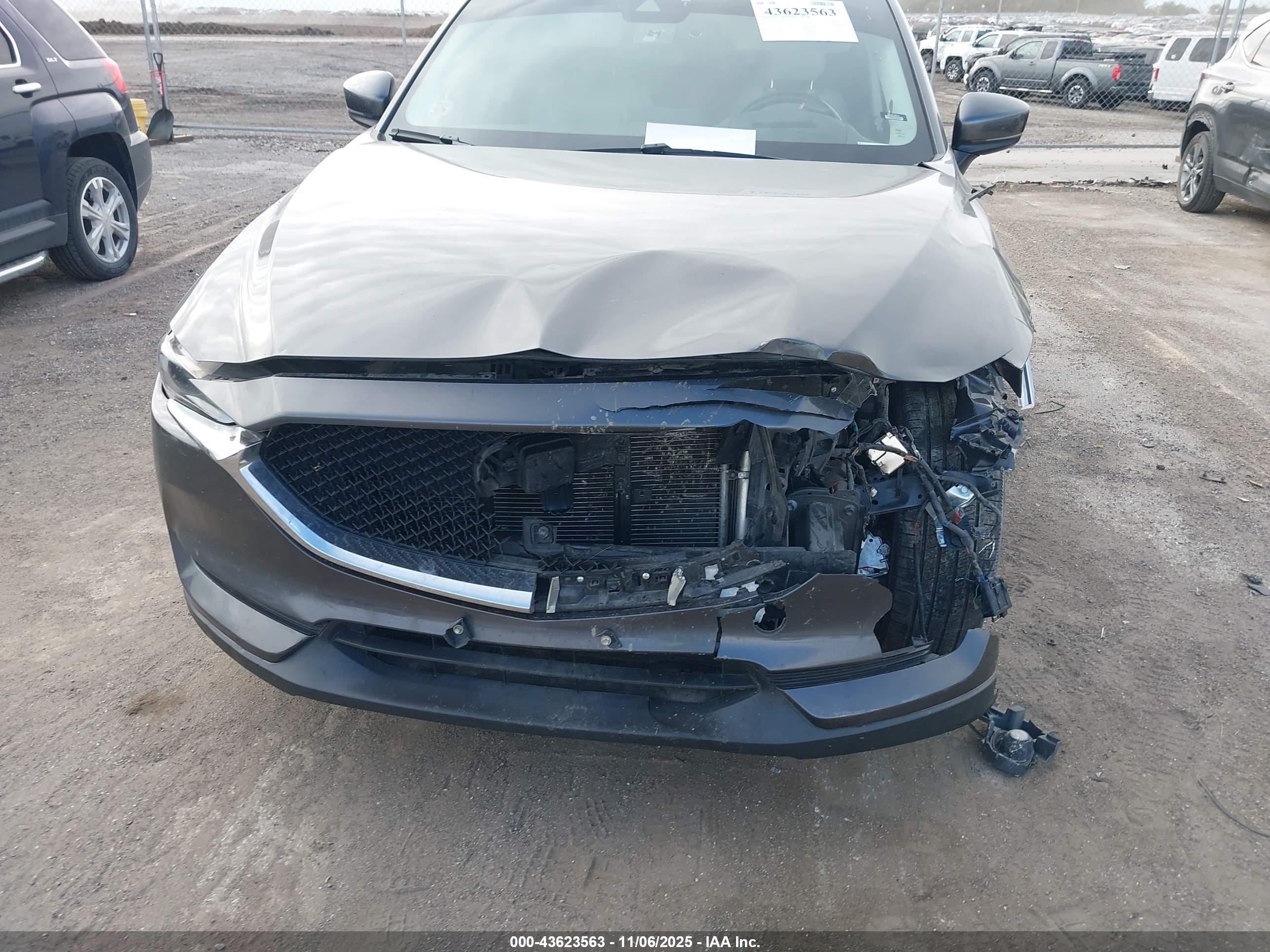 MAZDA CX-5 image 6