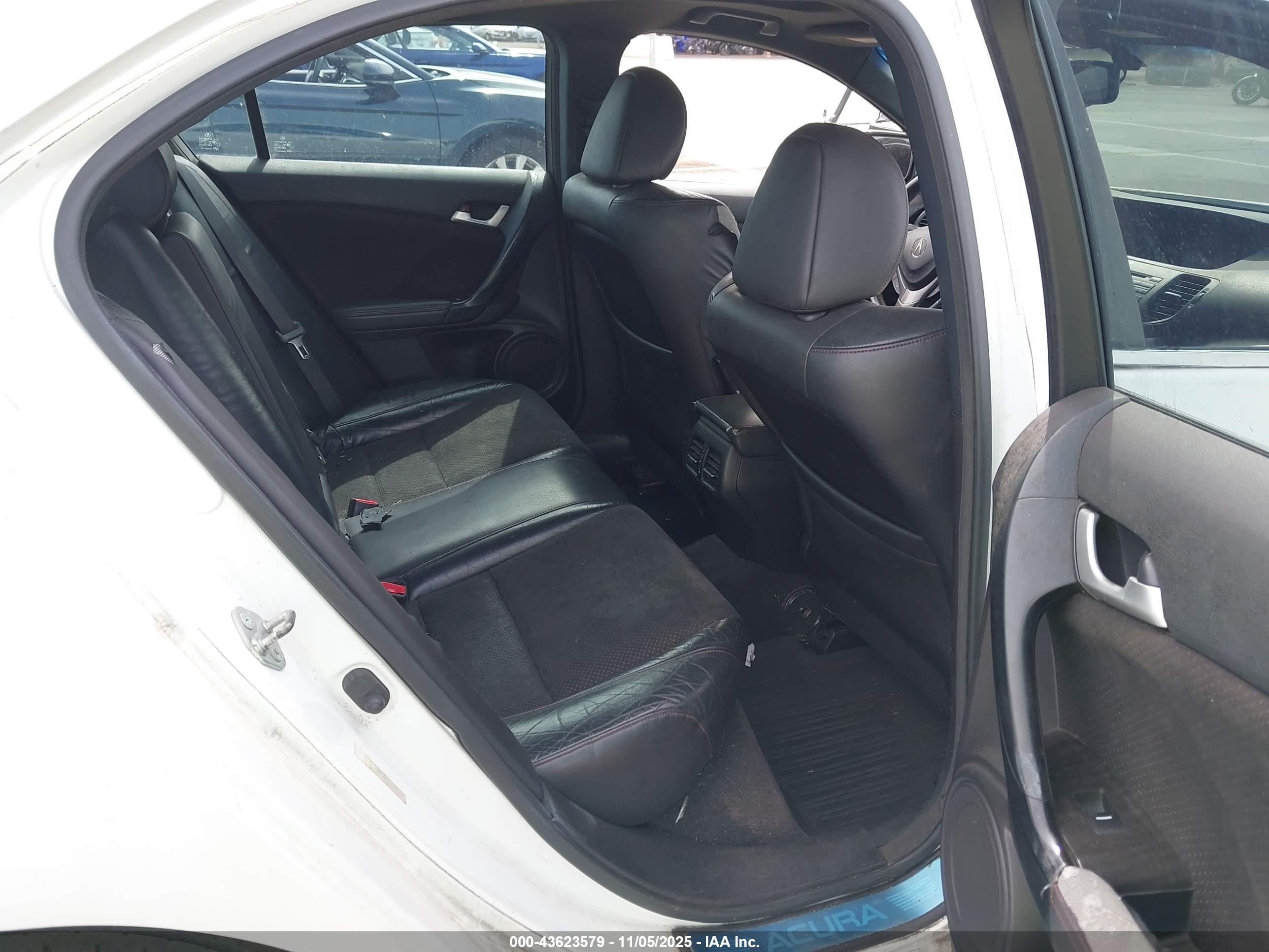ACURA TSX image 8