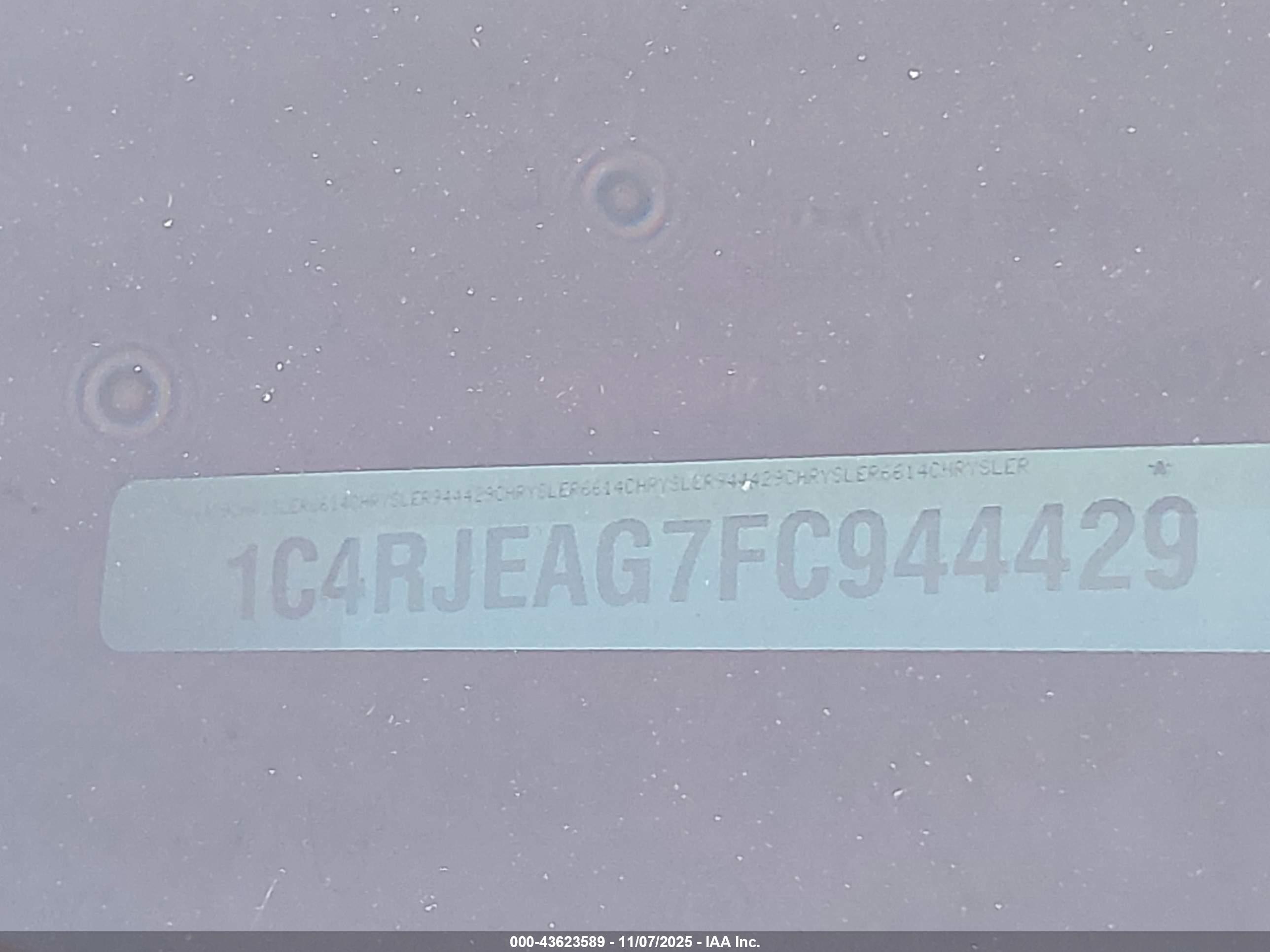 JEEP GRAND image 9