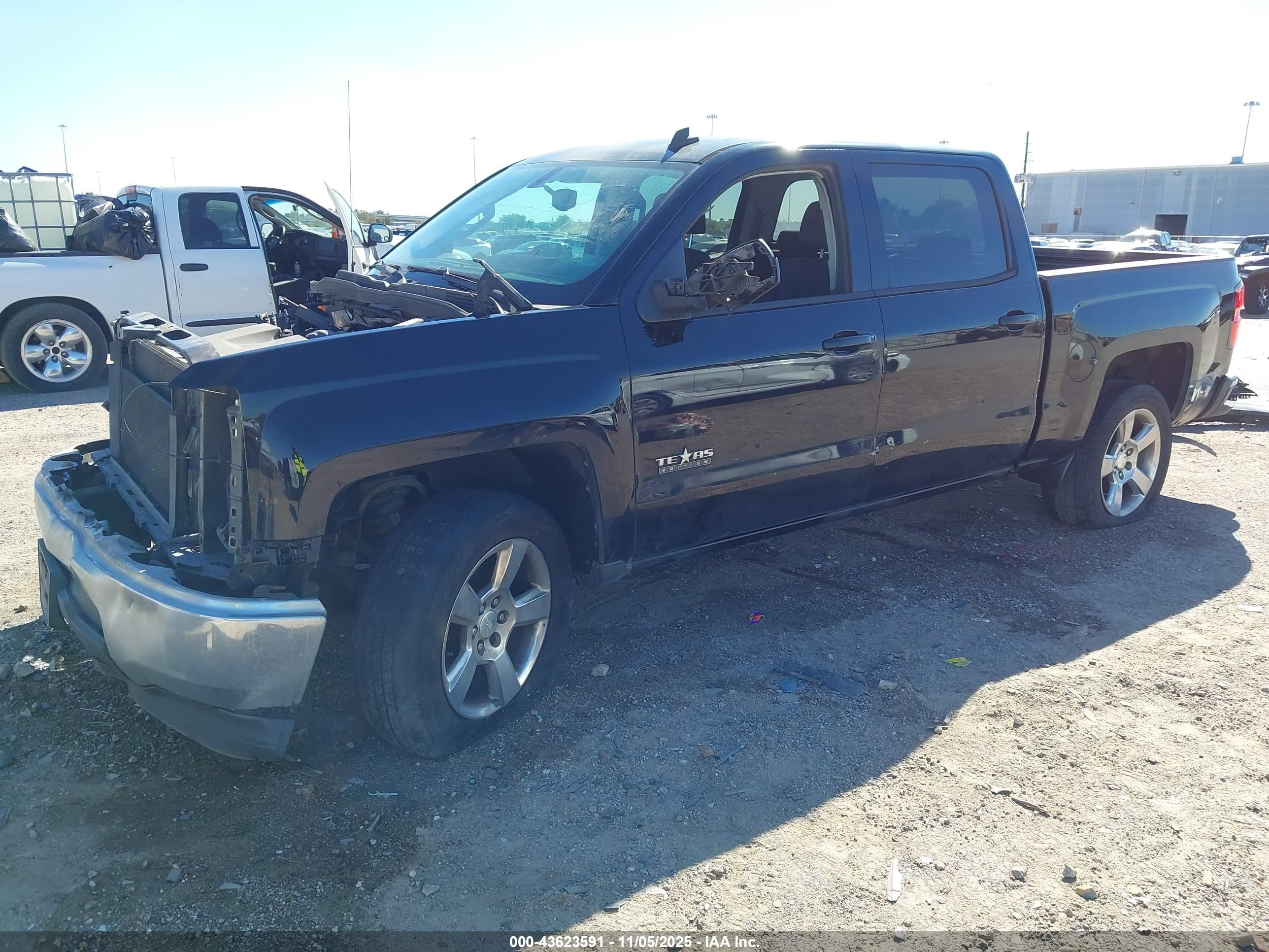 CHEVROLET SILVERADO image 2