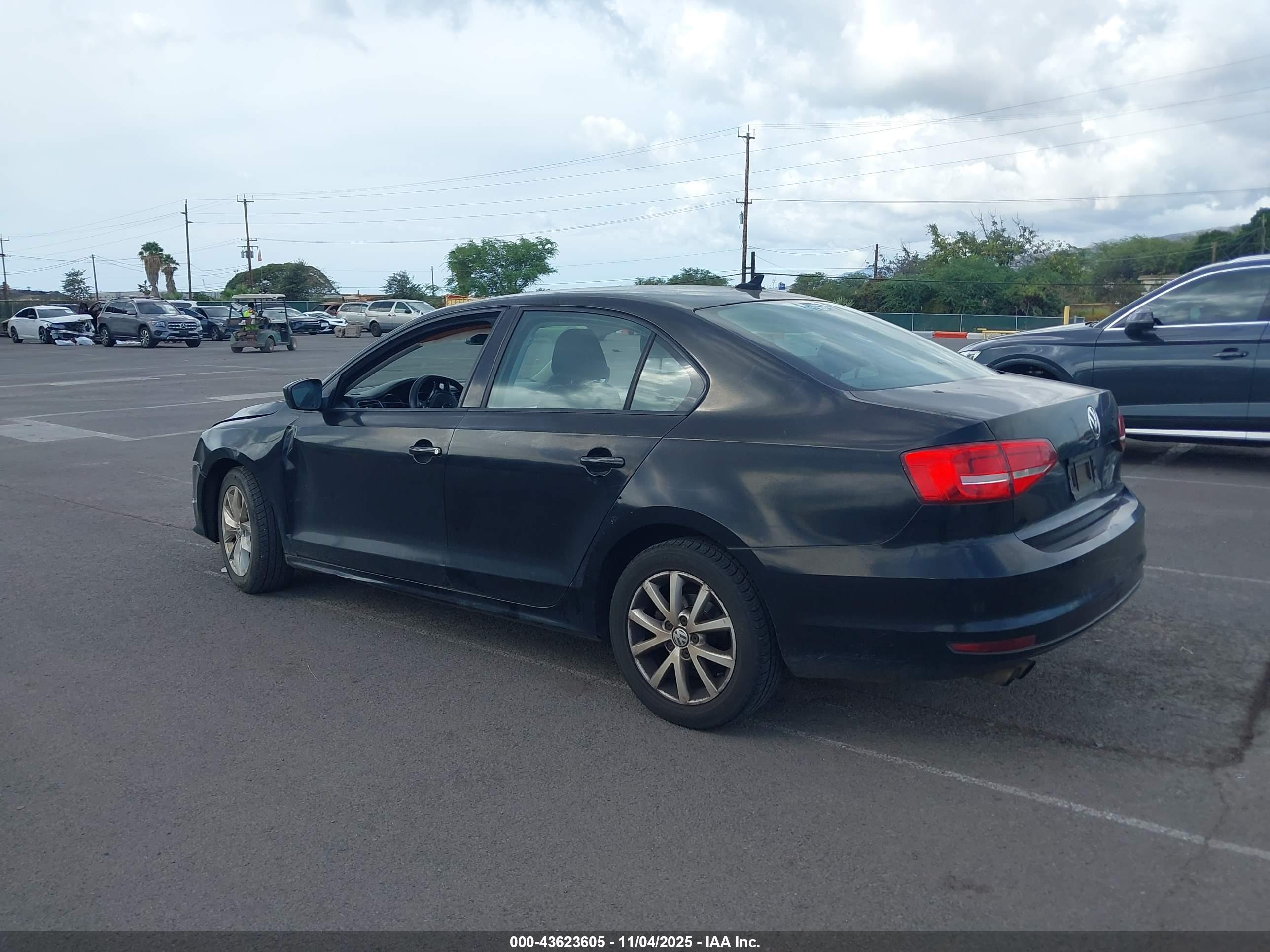 VOLKSWAGEN JETTA image 3