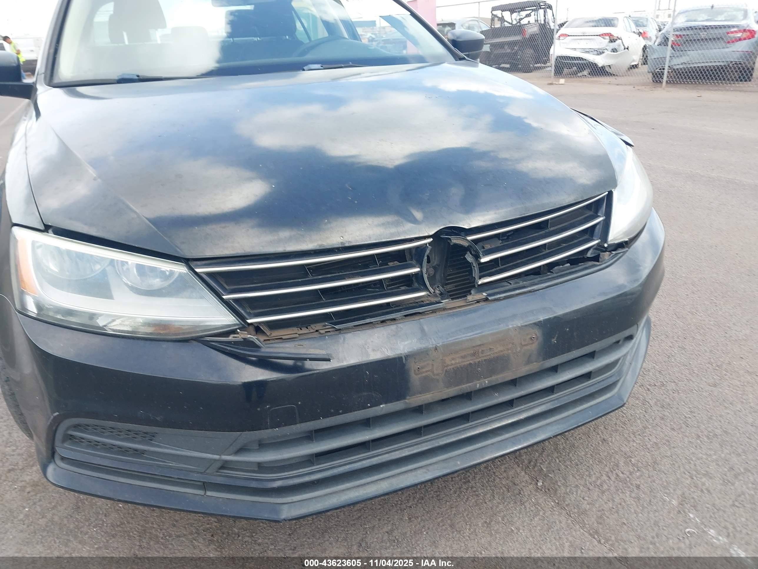 VOLKSWAGEN JETTA image 6