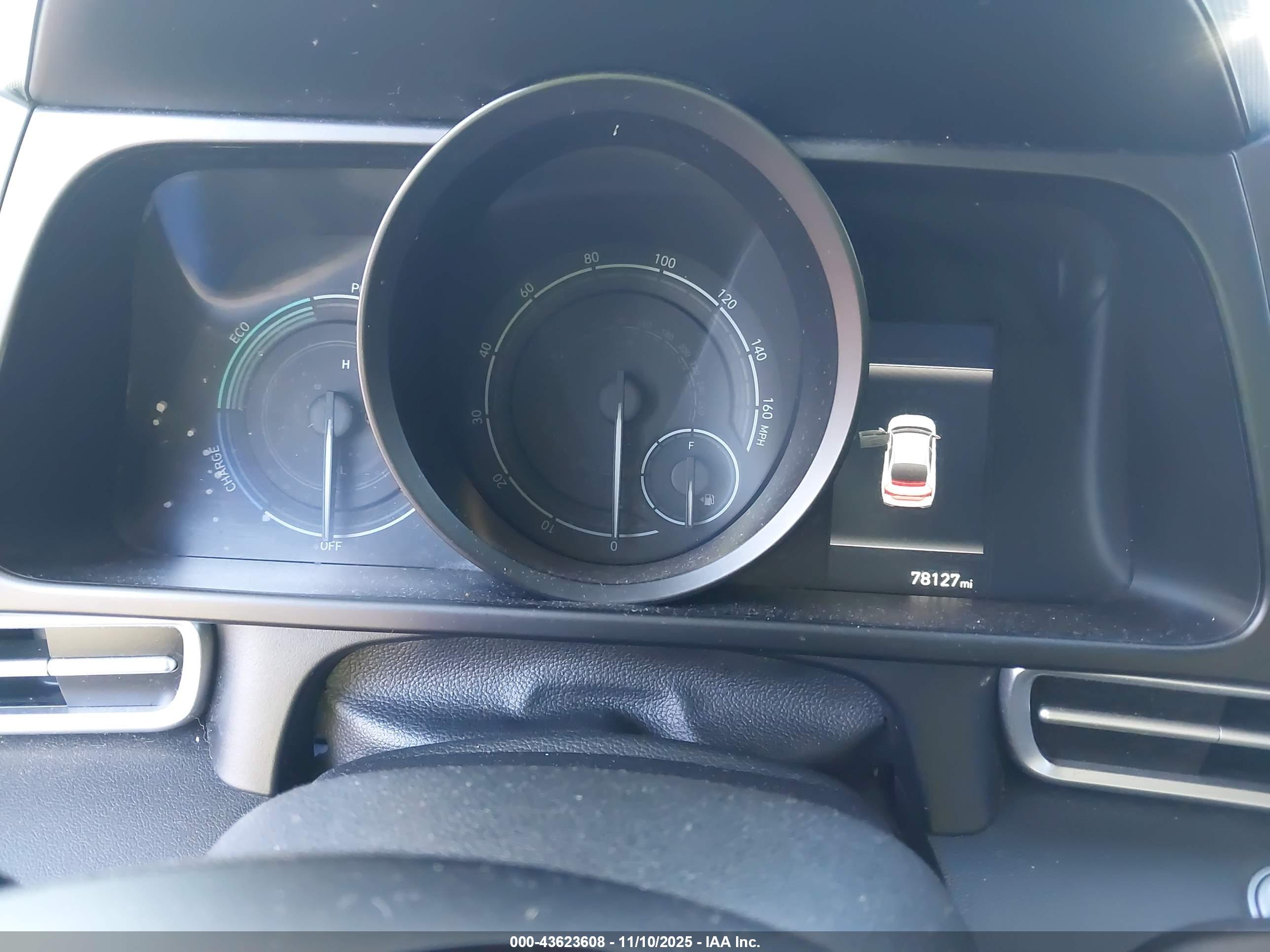 HYUNDAI ELANTRA image 7