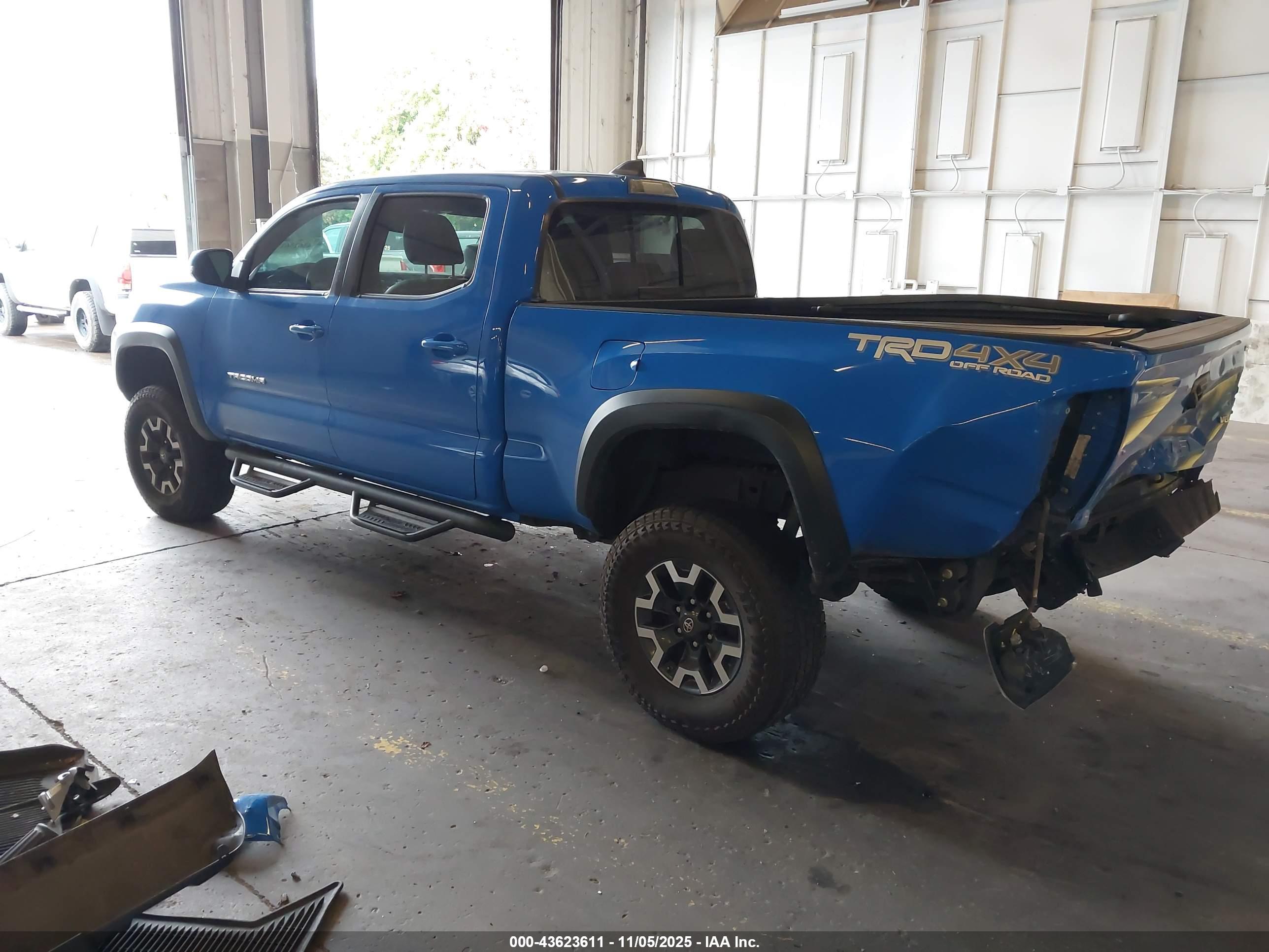 TOYOTA TACOMA image 3