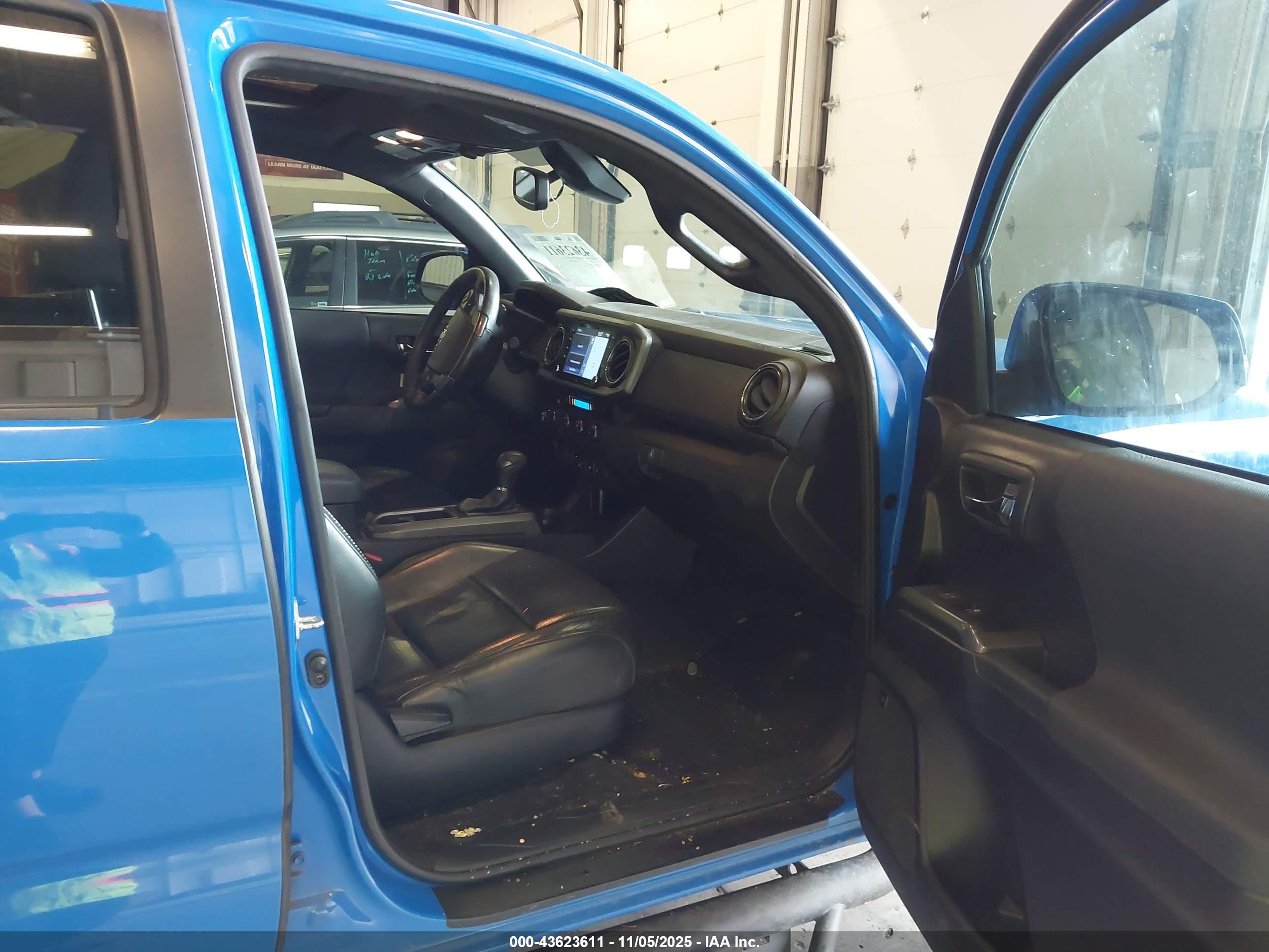 TOYOTA TACOMA image 5