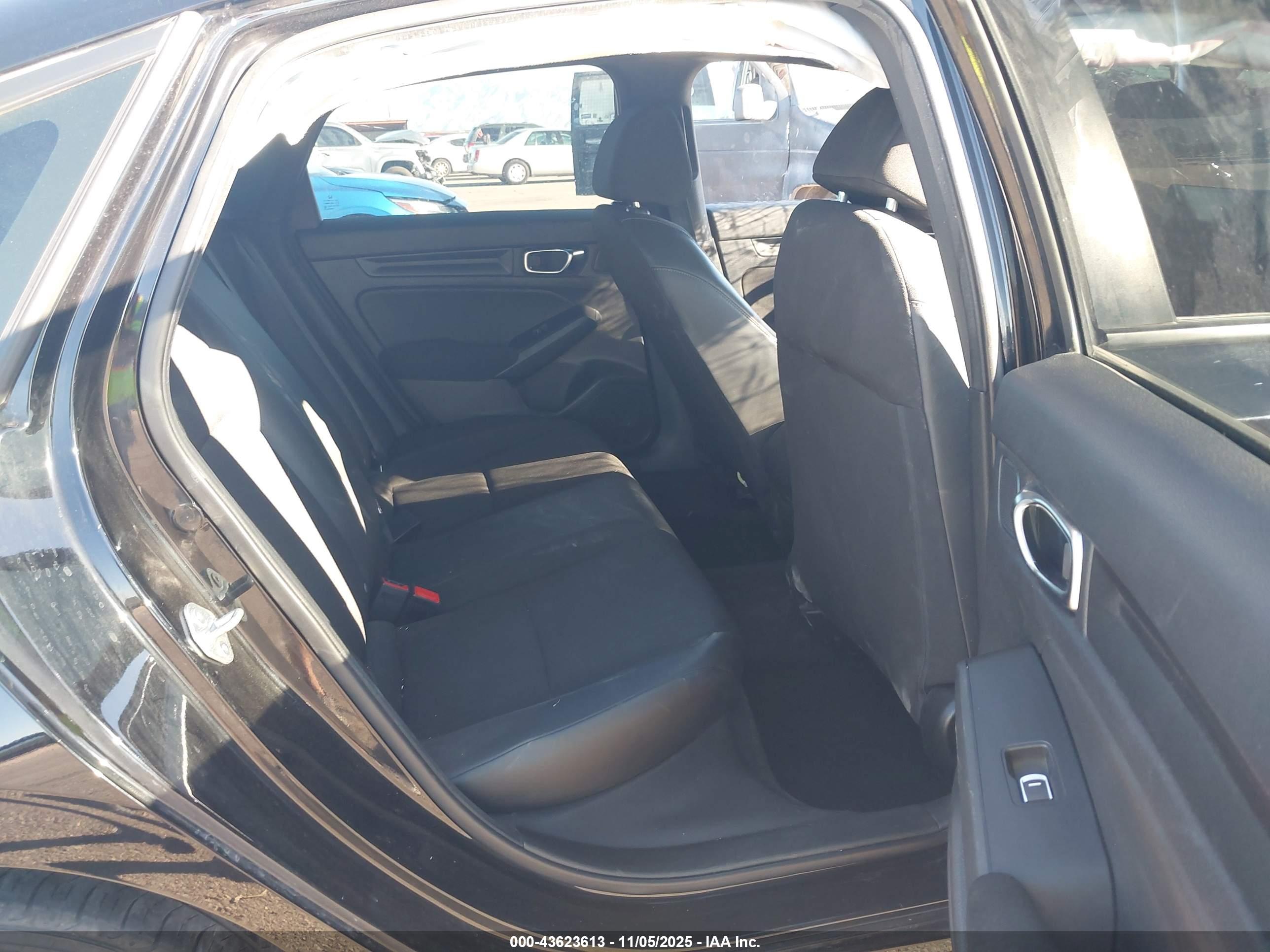 HONDA CIVIC image 8
