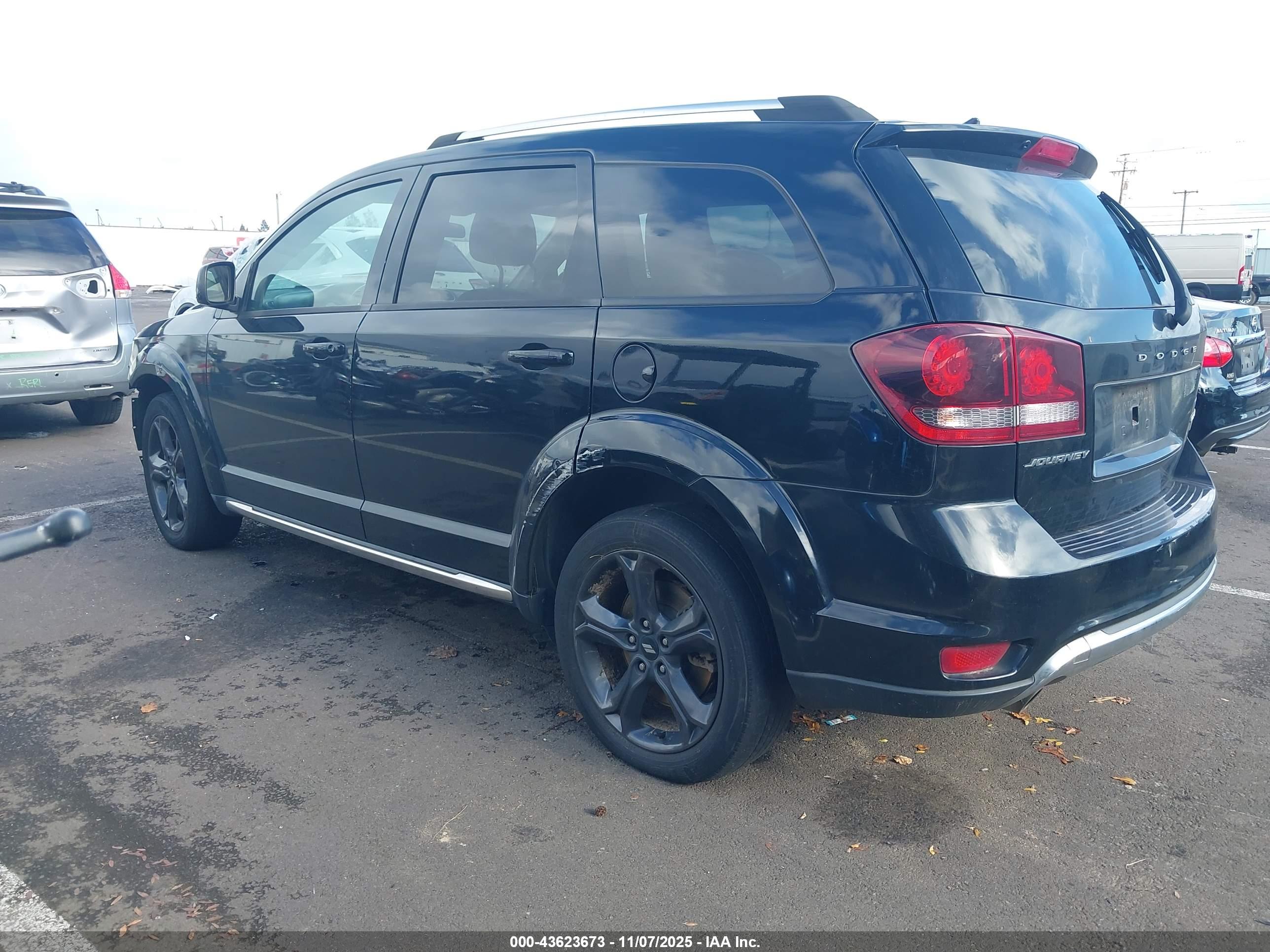 DODGE JOURNEY image 3