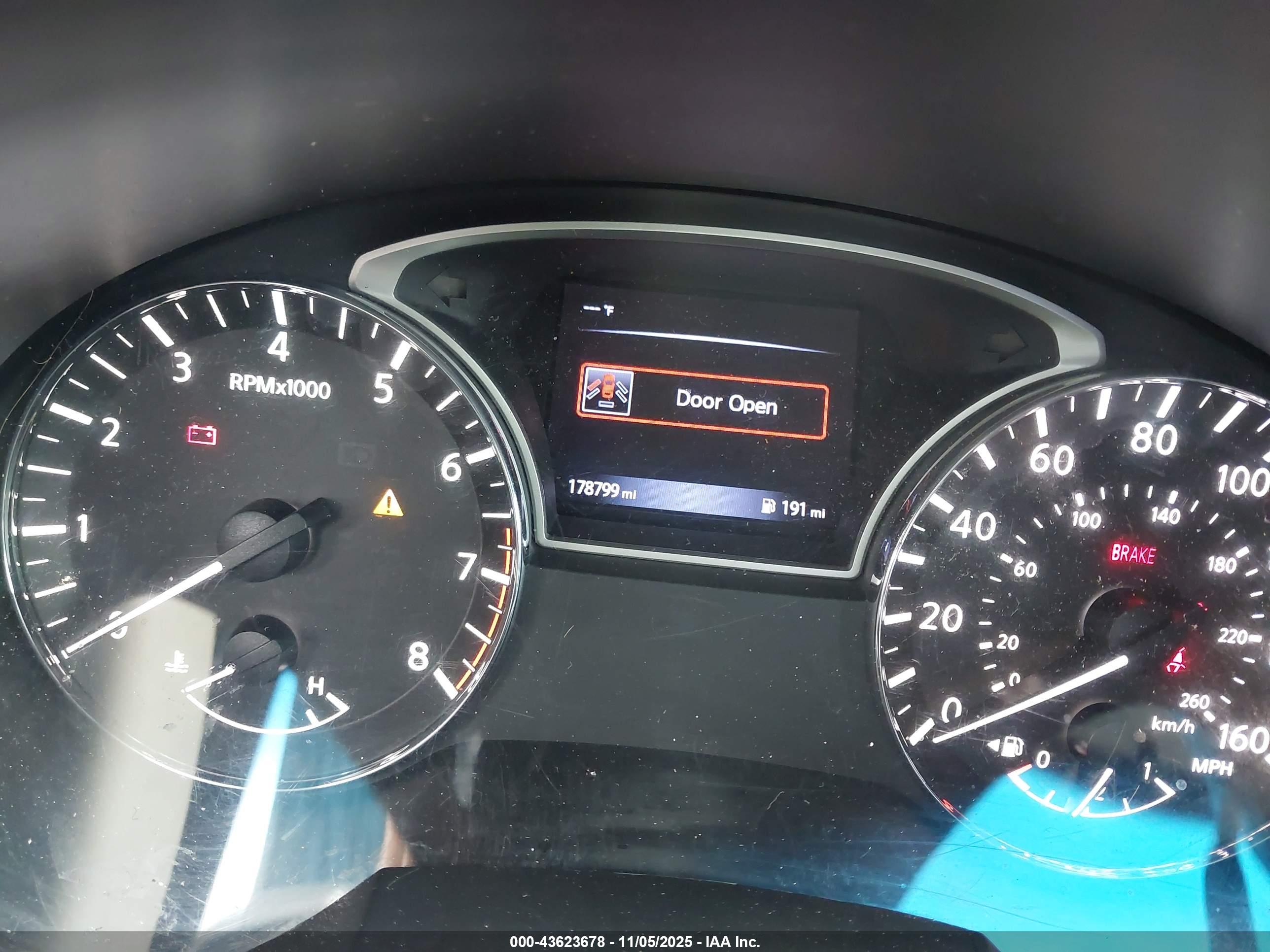 NISSAN ALTIMA image 7