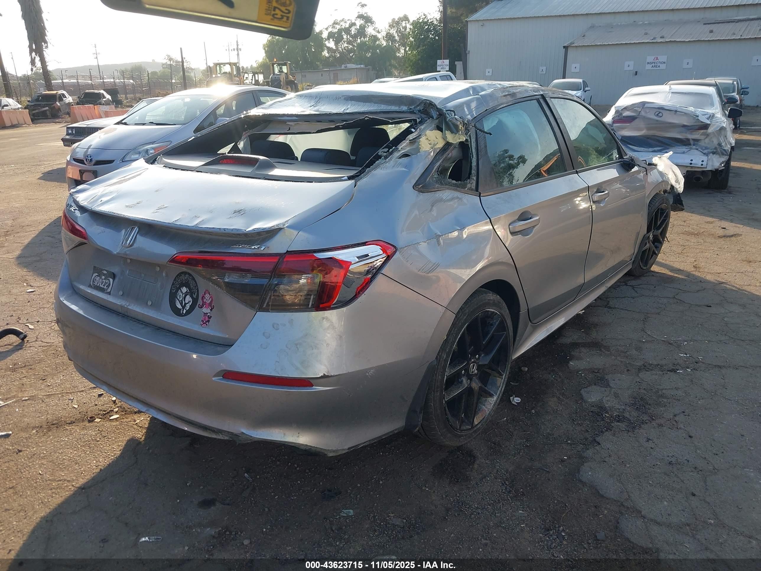 HONDA CIVIC image 4