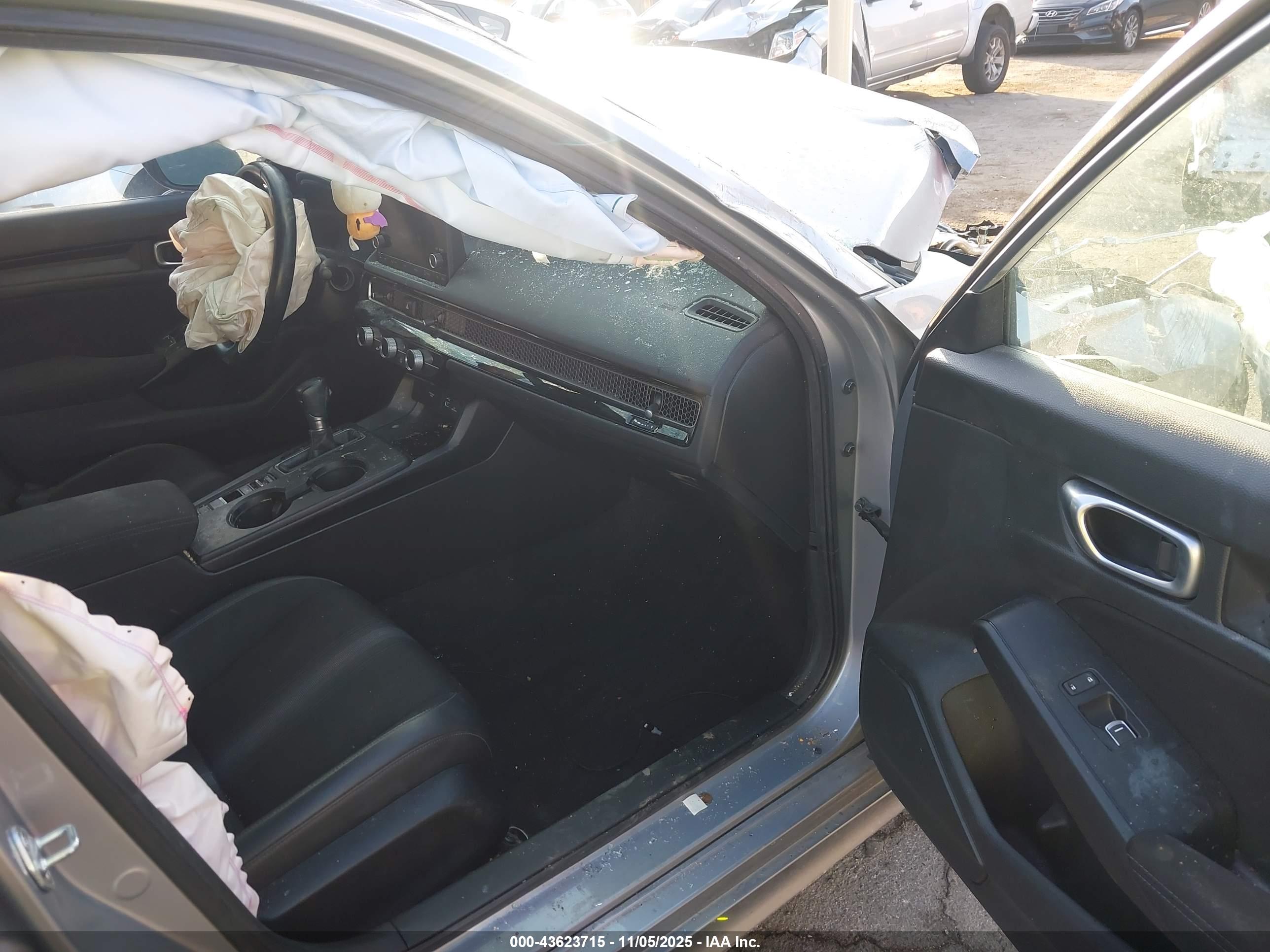 HONDA CIVIC image 5