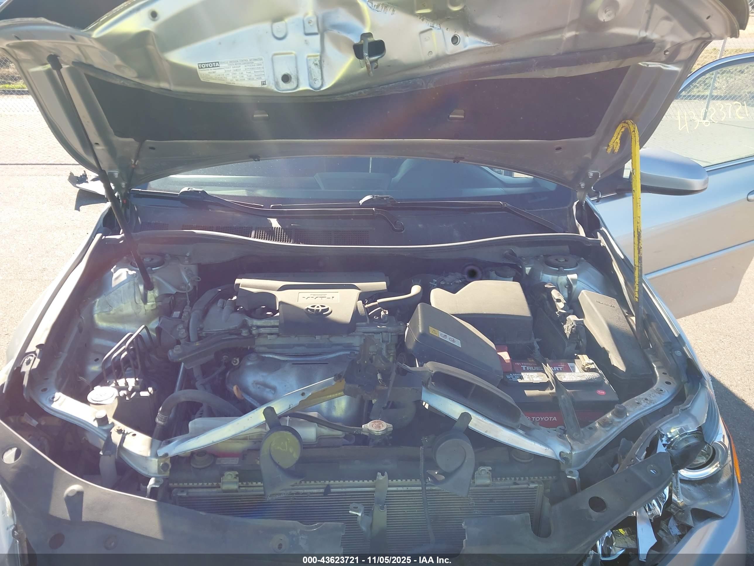 TOYOTA CAMRY image 10