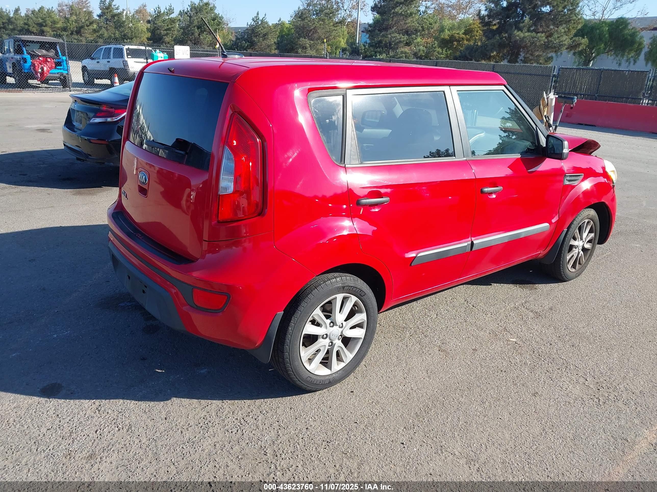 KIA SOUL image 4