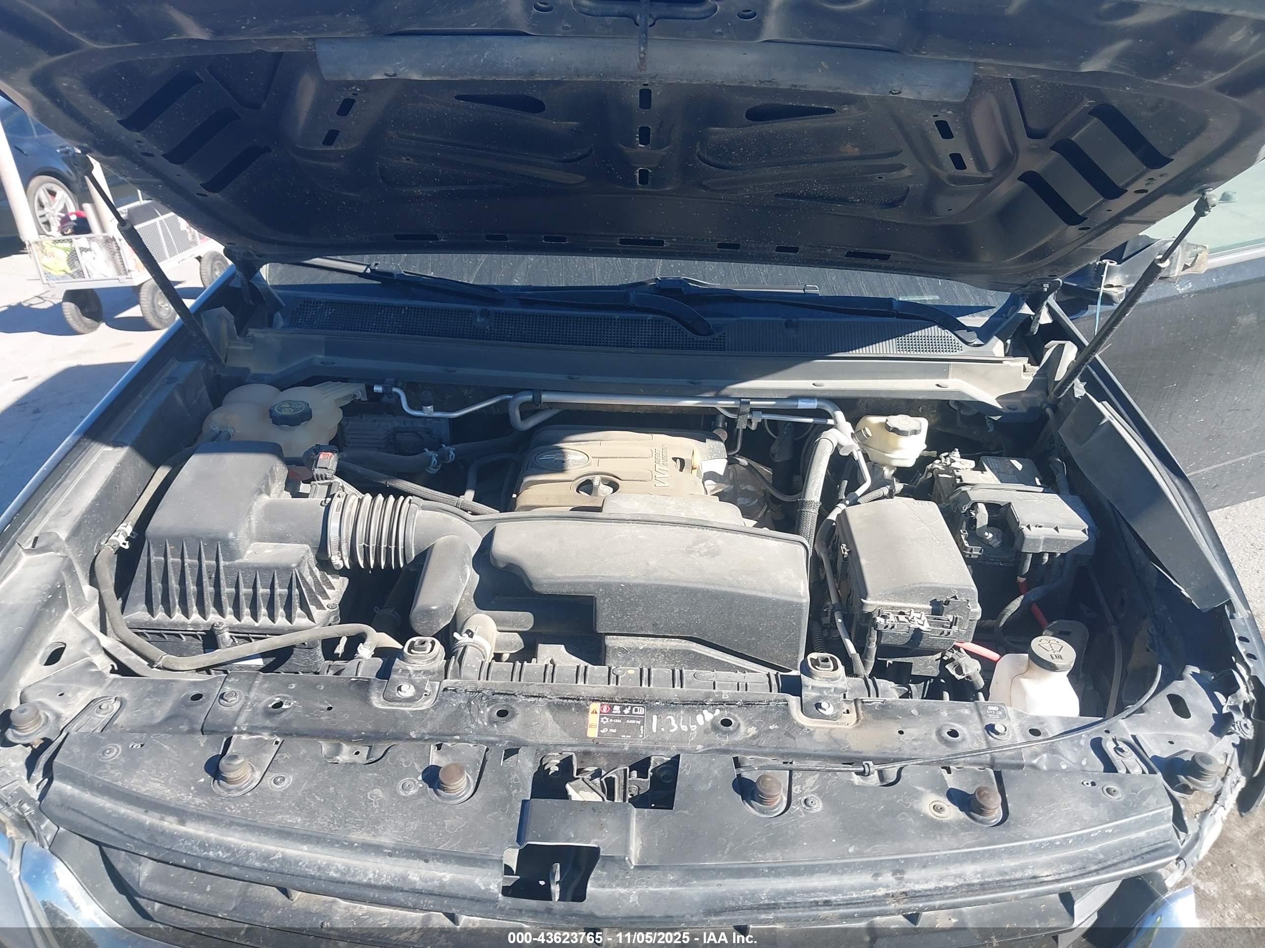 CHEVROLET COLORADO image 10