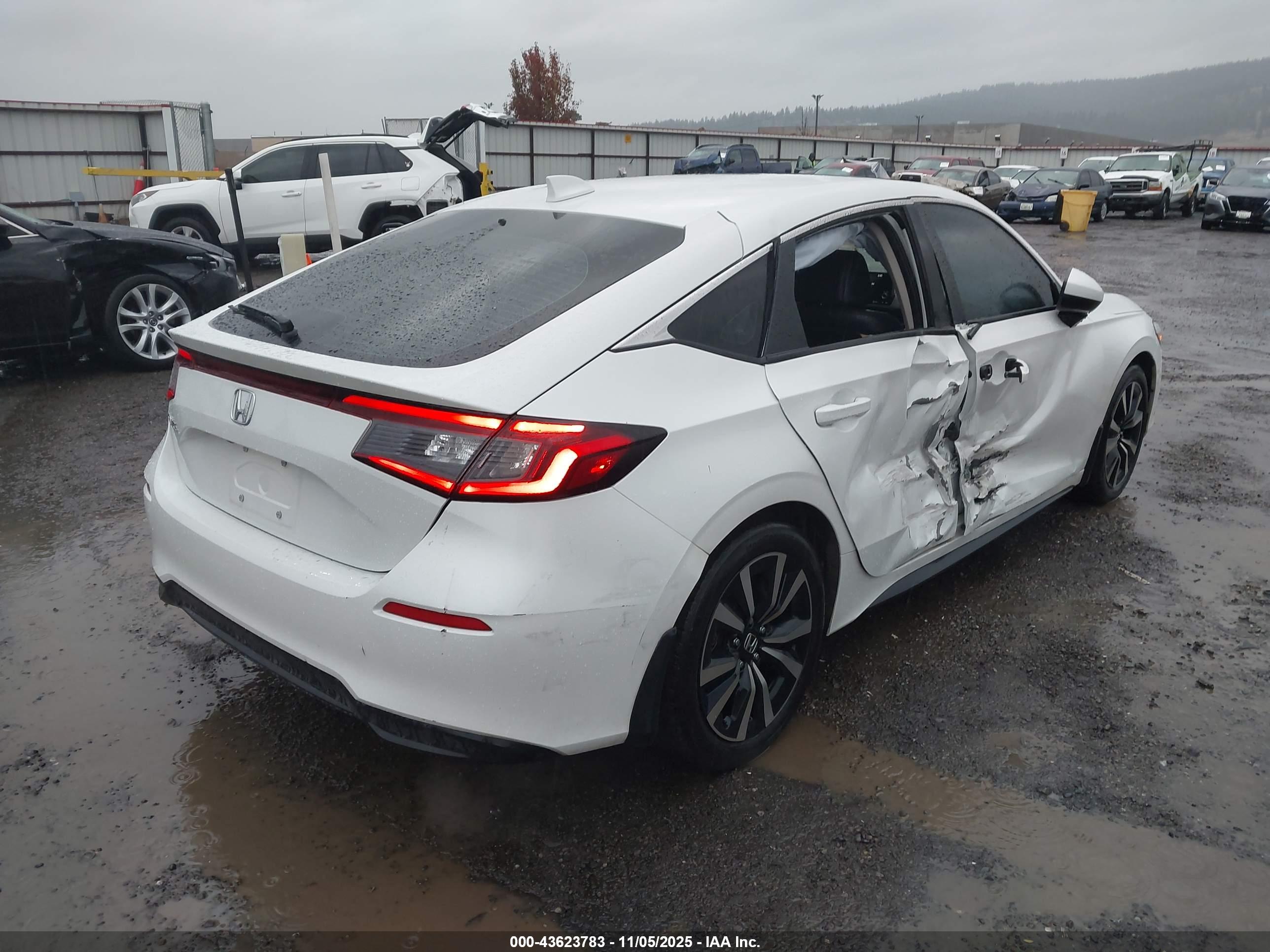 HONDA CIVIC image 4